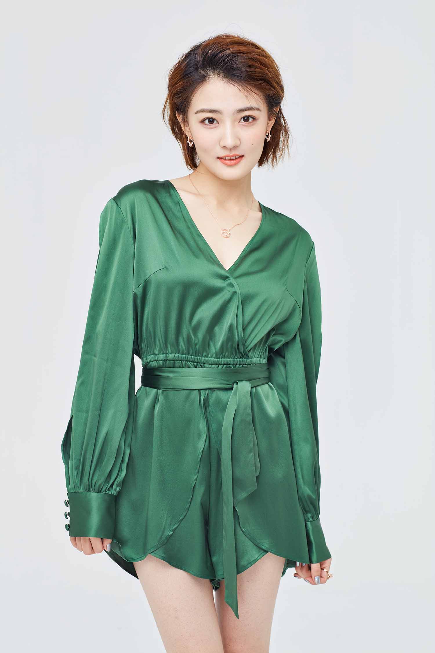 徐璐明星生图高清写真合集[百度网盘下载]