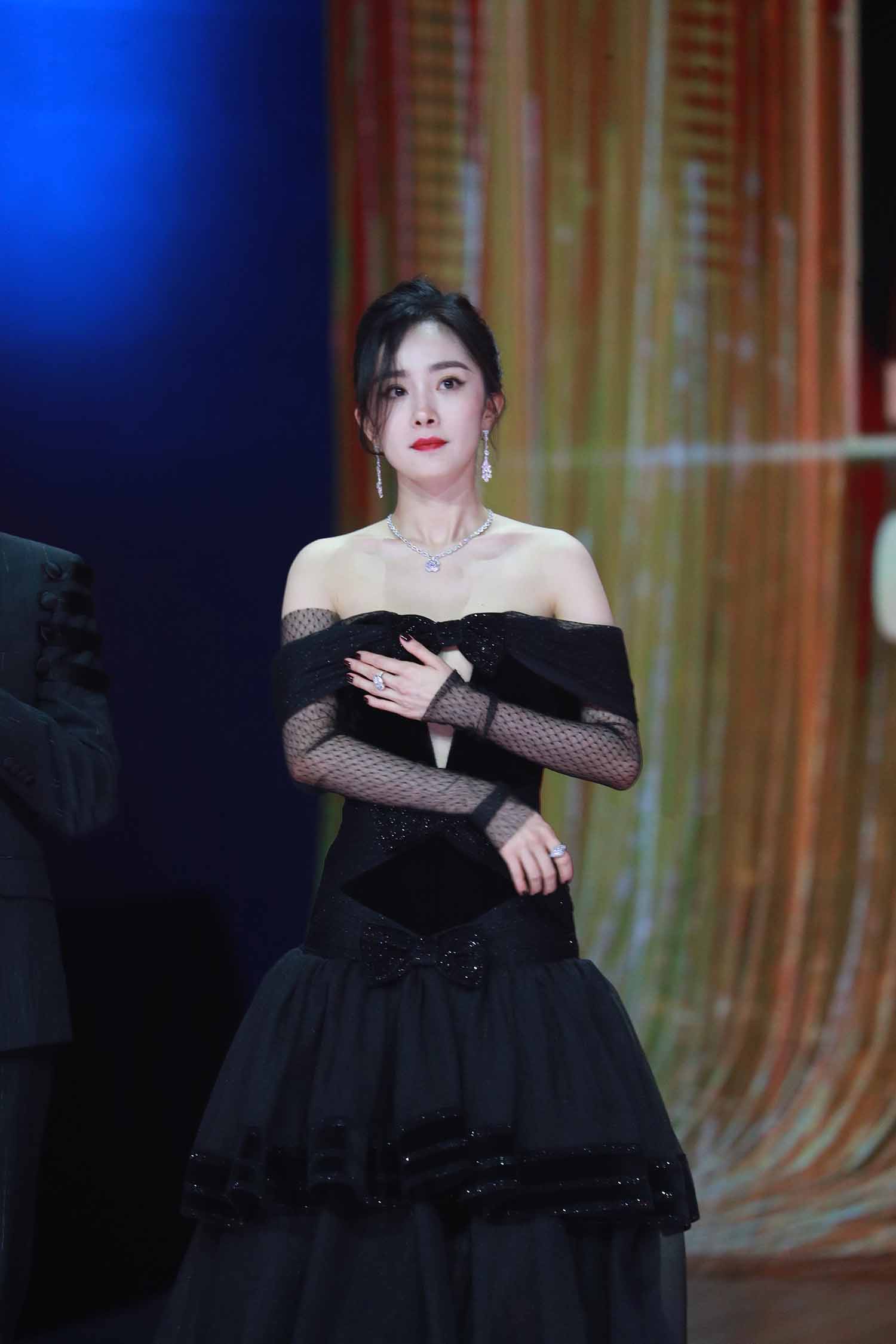 杨幂明星生图高清写真合集[百度网盘下载]