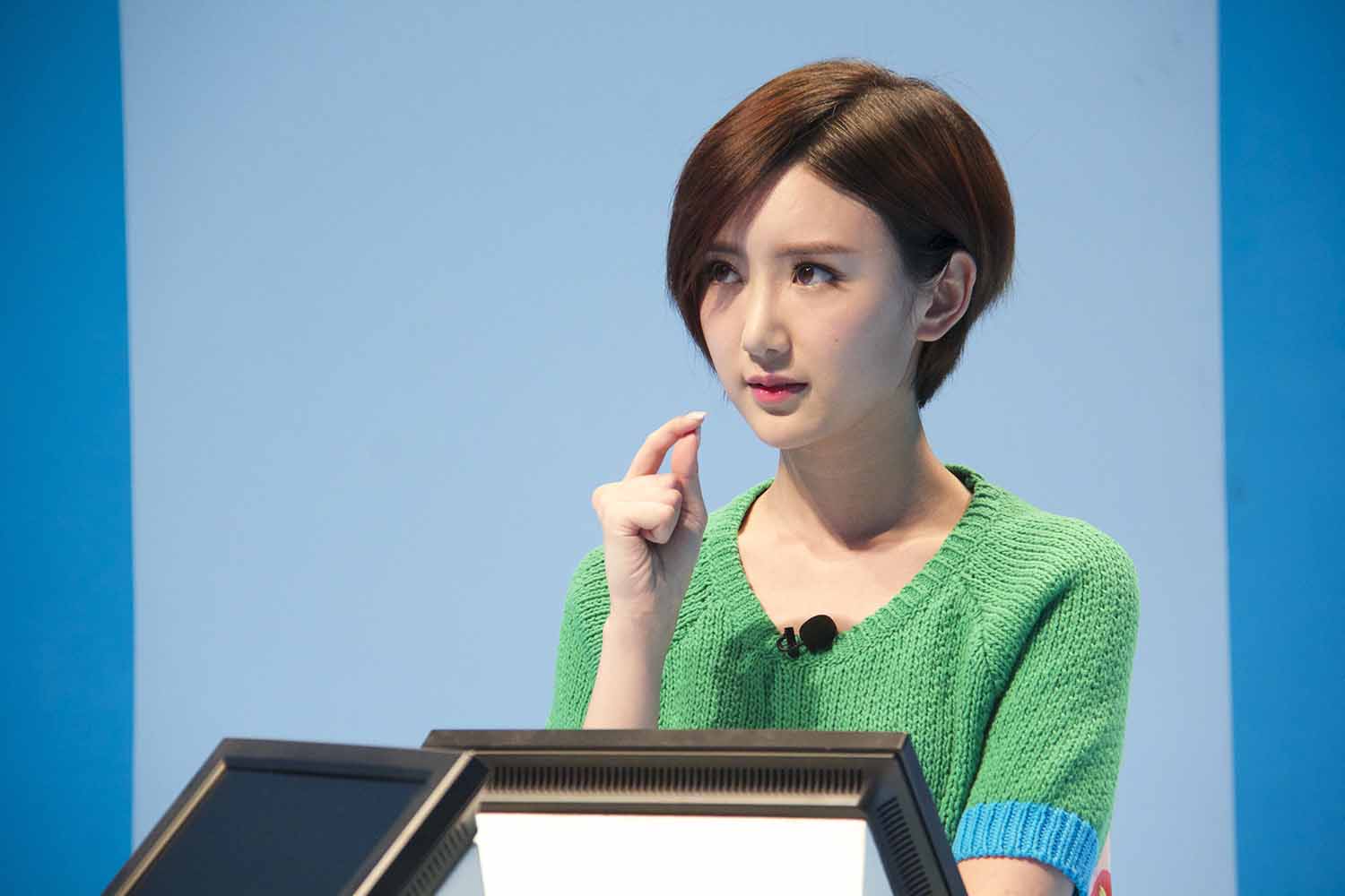 毛晓彤明星生图高清写真合集[百度网盘下载]