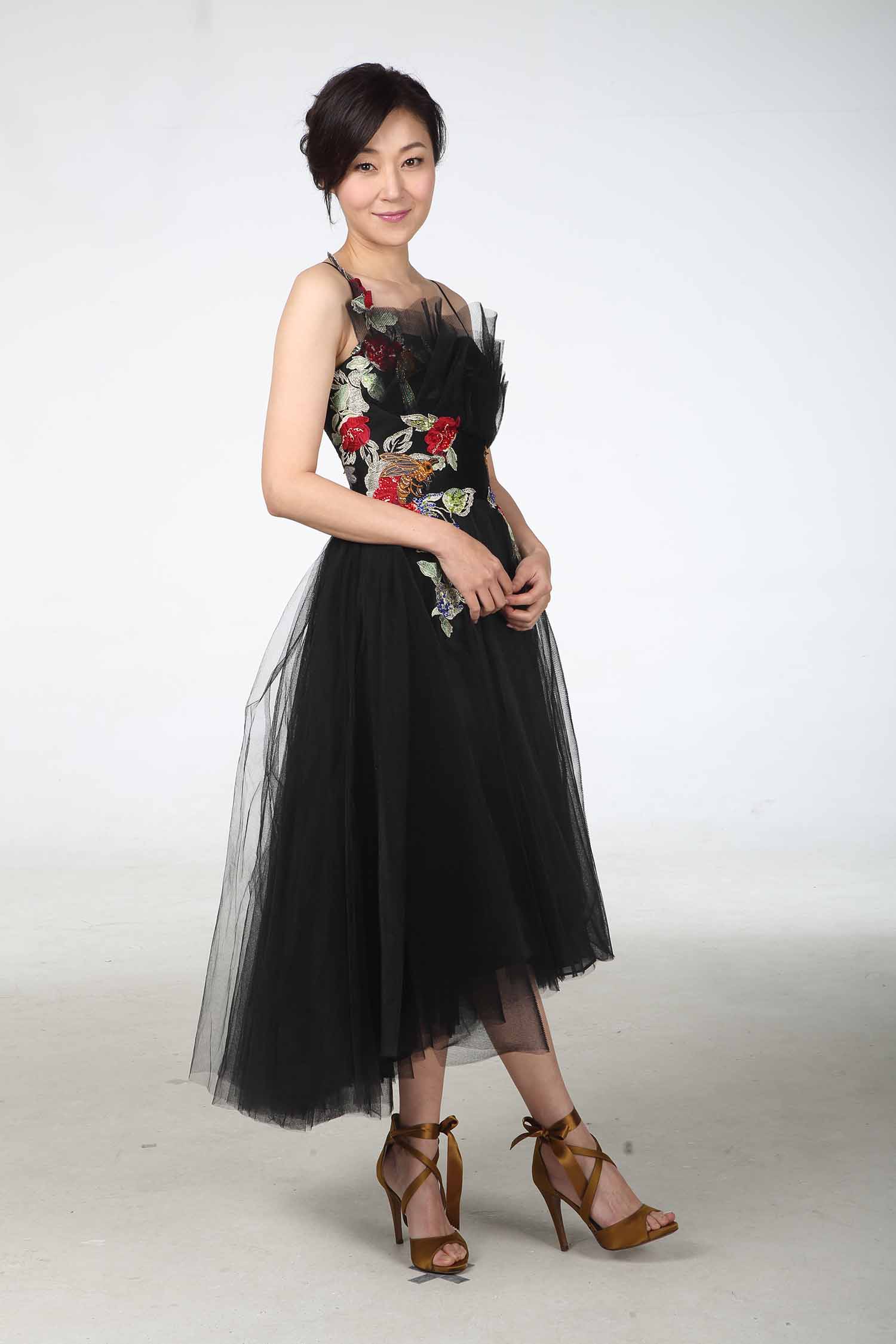 万绮雯明星生图高清写真合集[百度网盘下载]