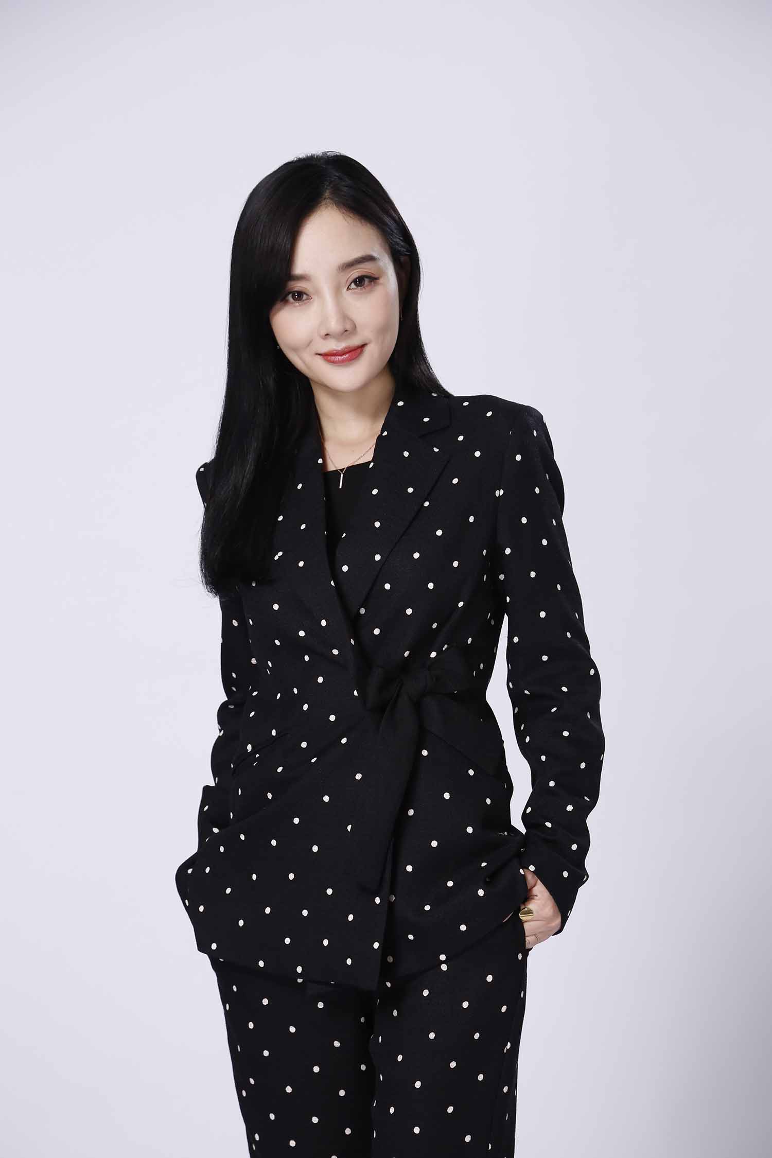 李小璐明星生图高清写真合集[百度网盘下载]