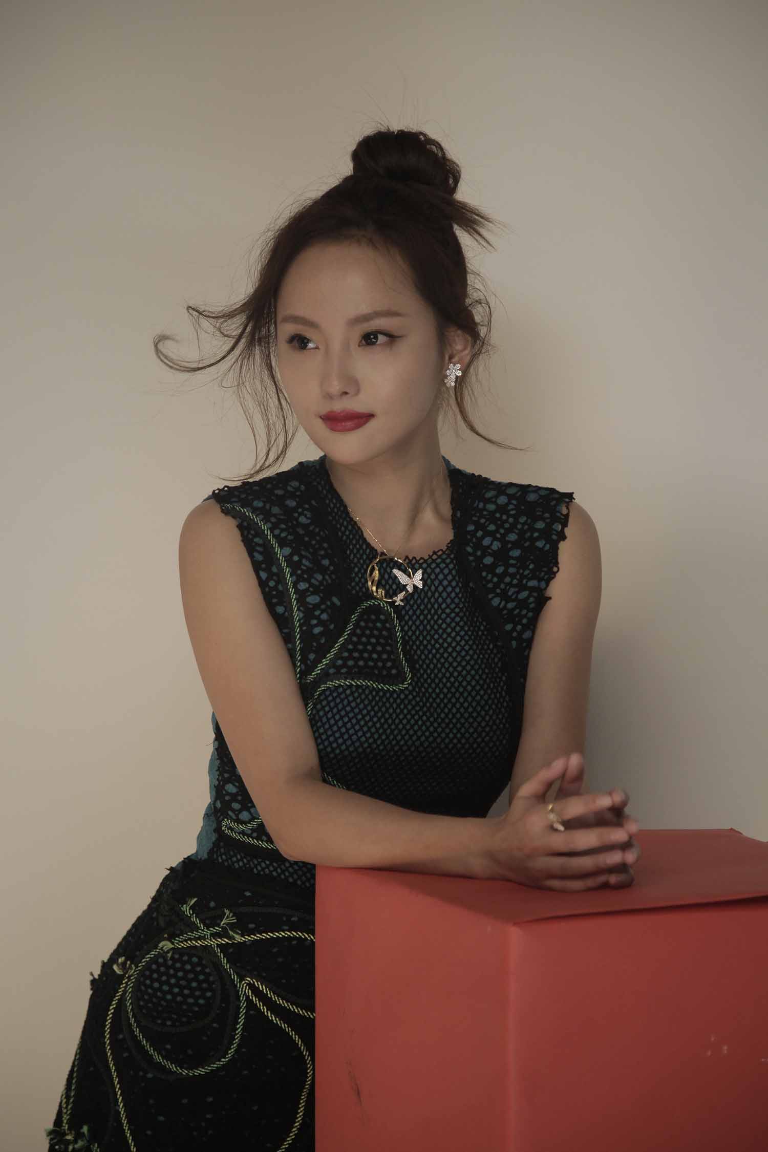 张嘉倪明星生图高清写真合集[百度网盘下载]