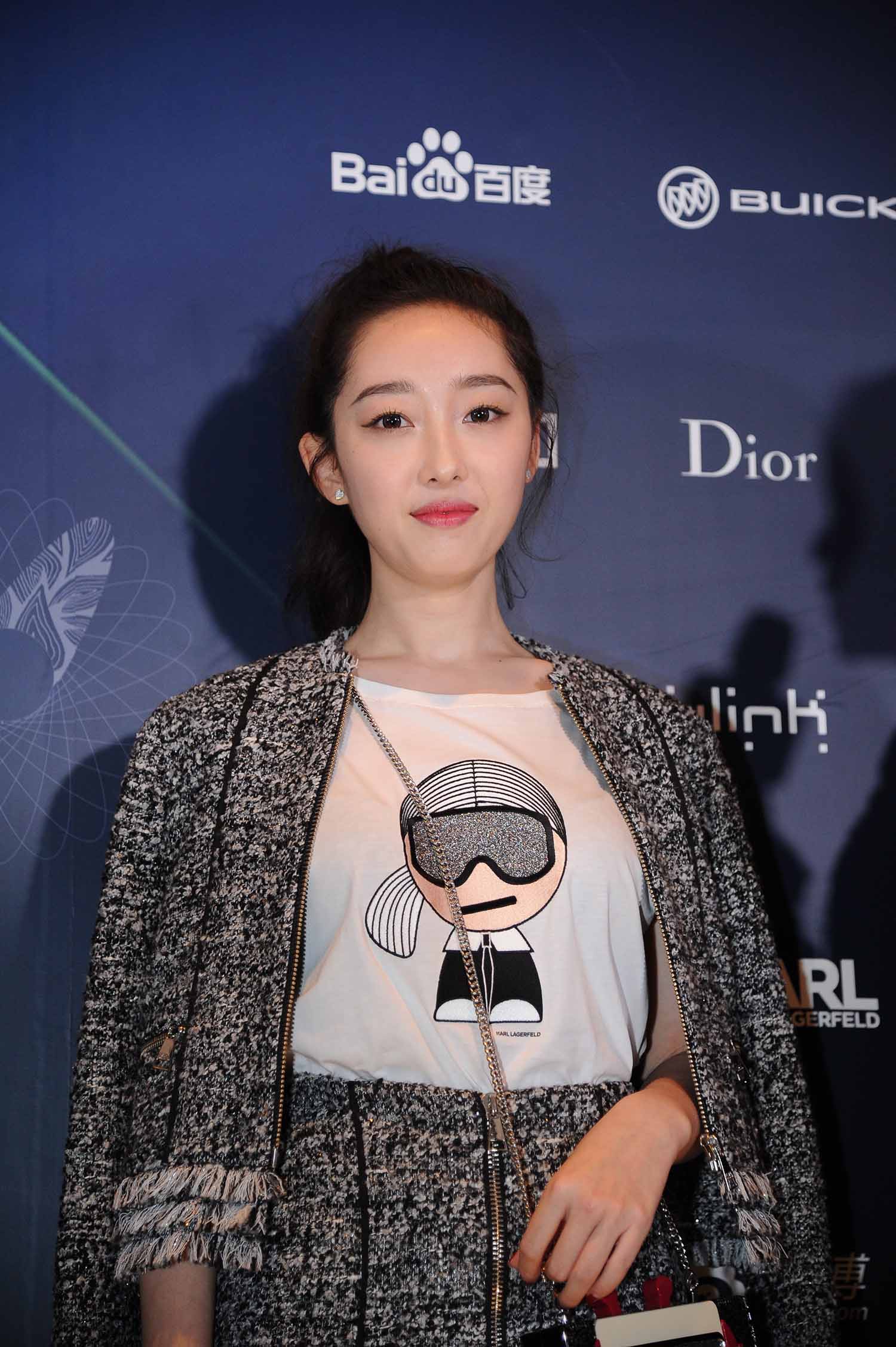 蒋梦婕明星生图高清写真合集[百度网盘下载]