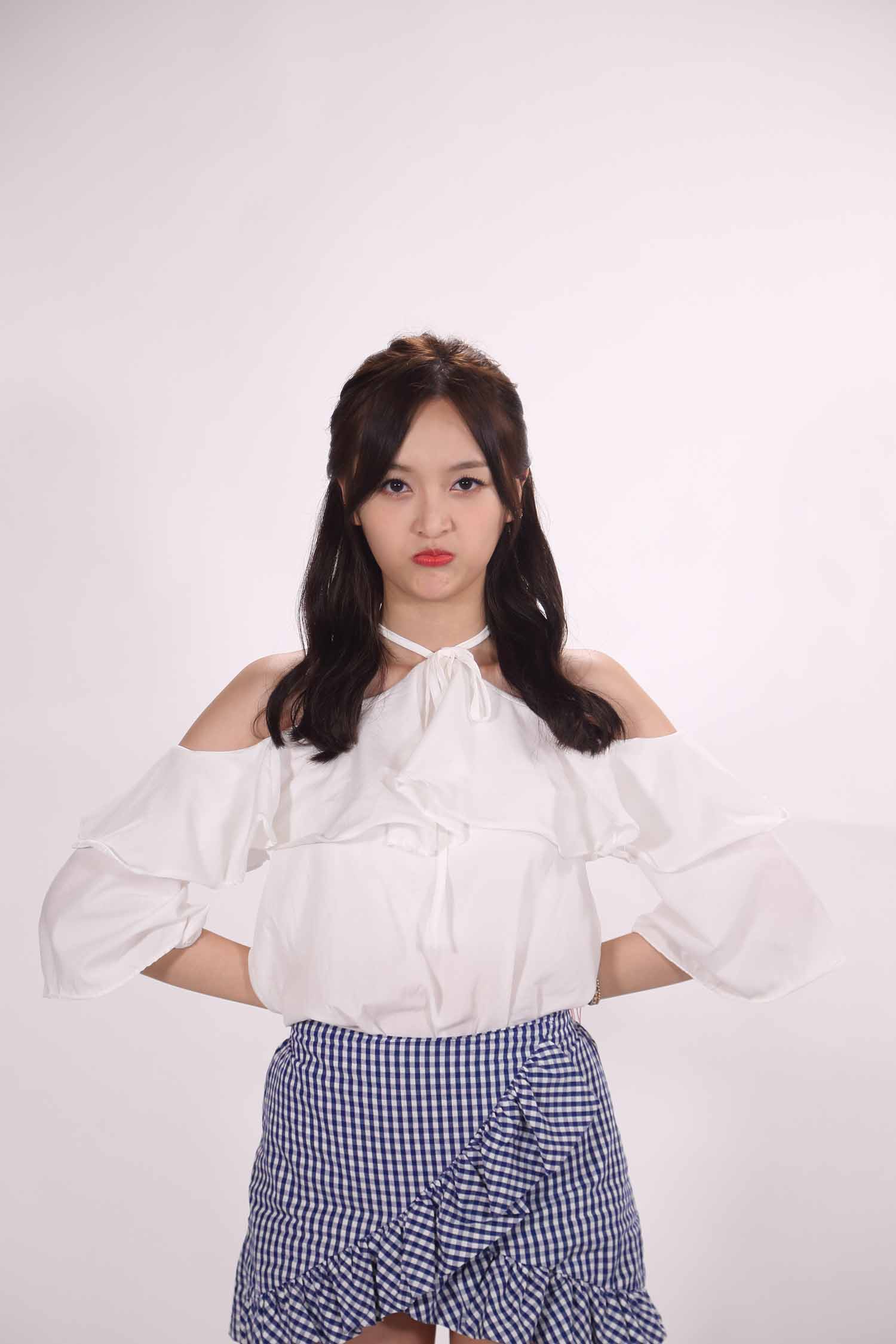 吴宣仪明星生图高清写真合集[百度网盘下载]