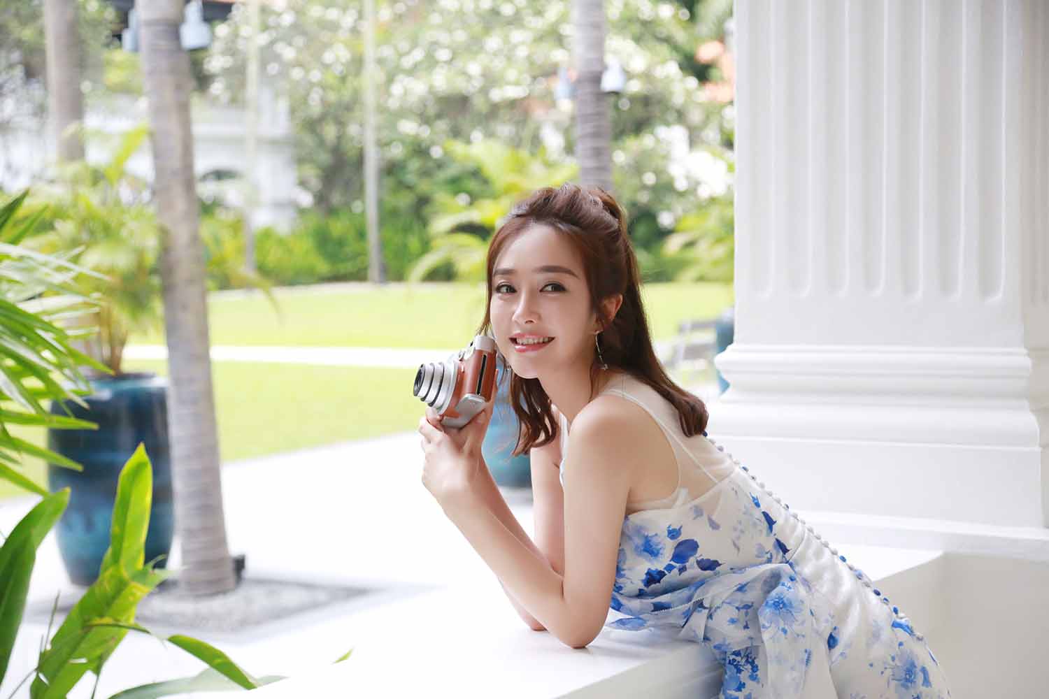 秦岚明星生图高清写真合集[百度网盘下载]