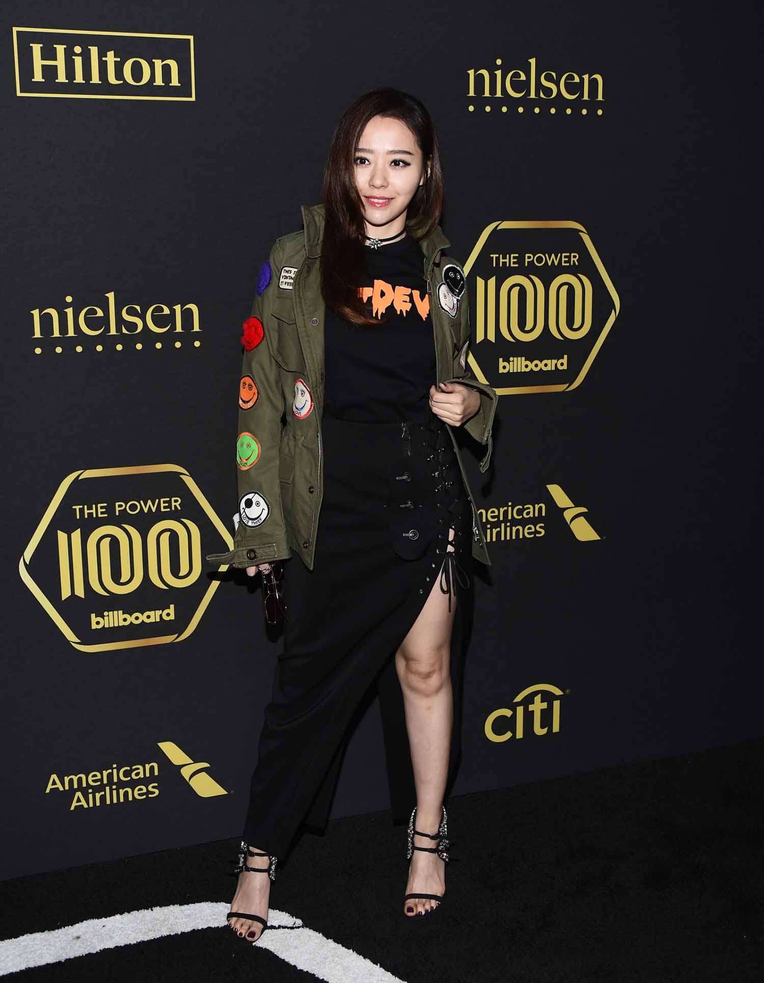 张靓颖明星生图高清写真合集[百度网盘下载]