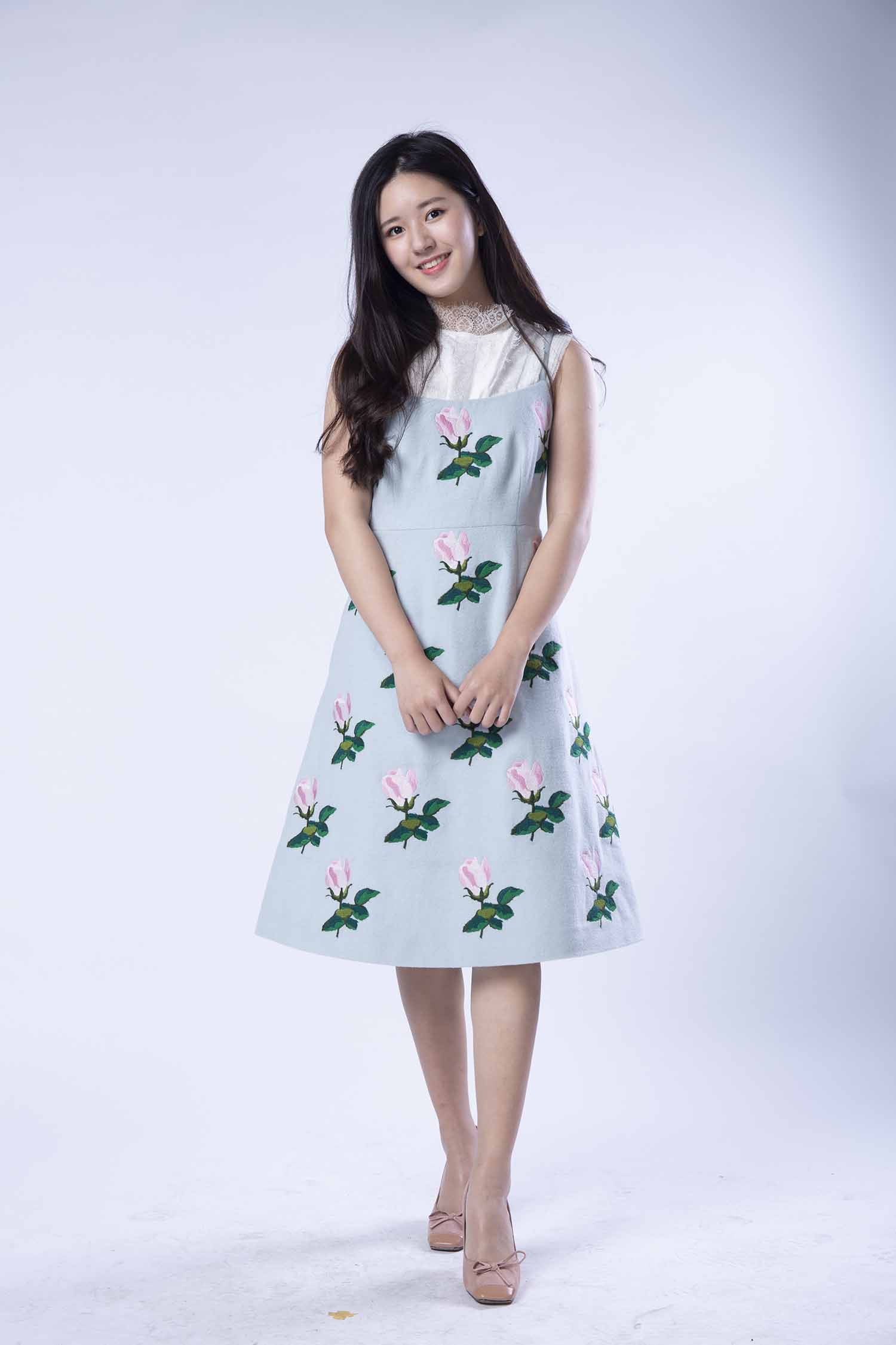 赵露思明星生图高清写真合集[百度网盘下载]