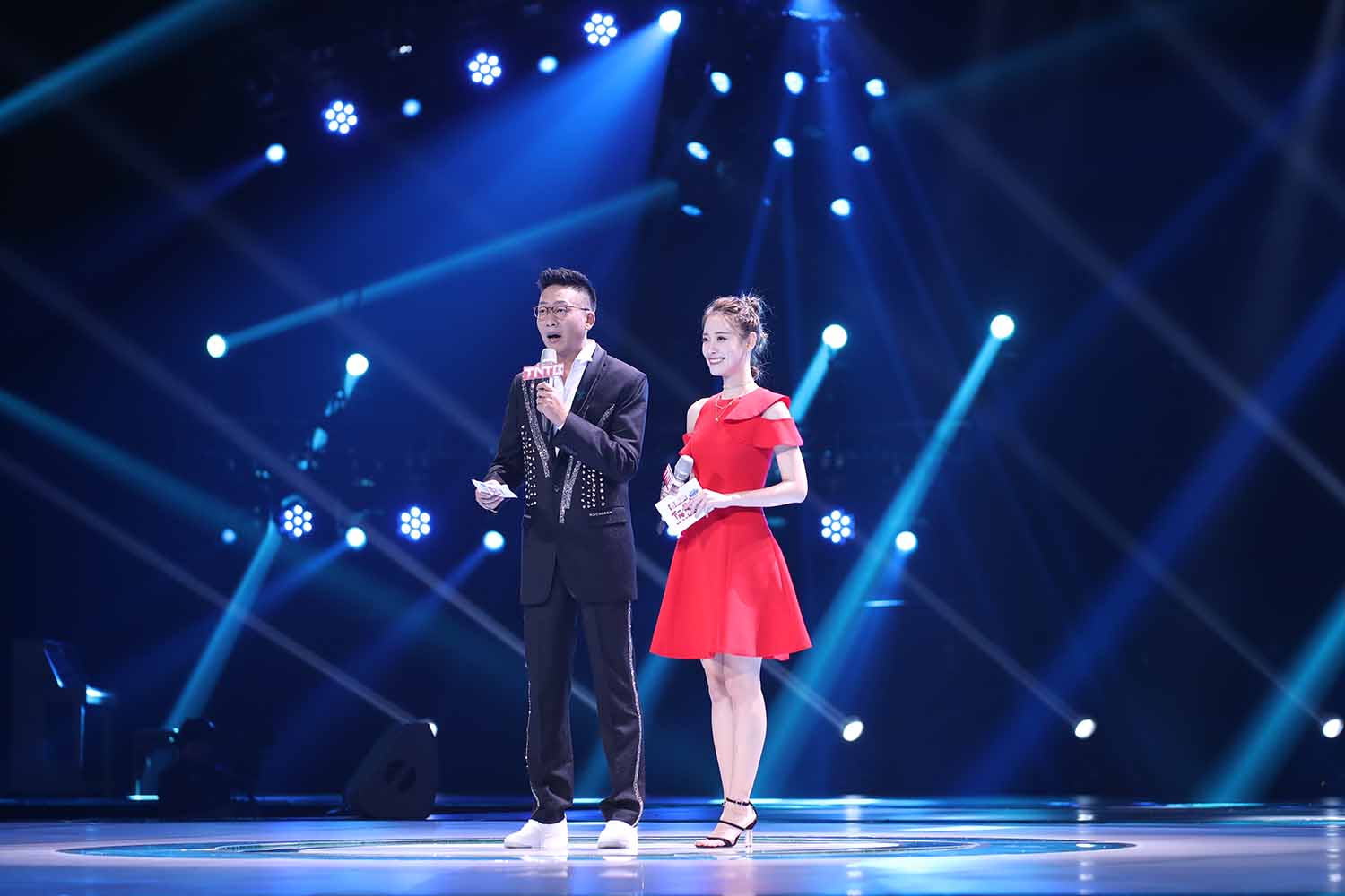 司雯嘉明星生图高清写真合集[百度网盘下载]