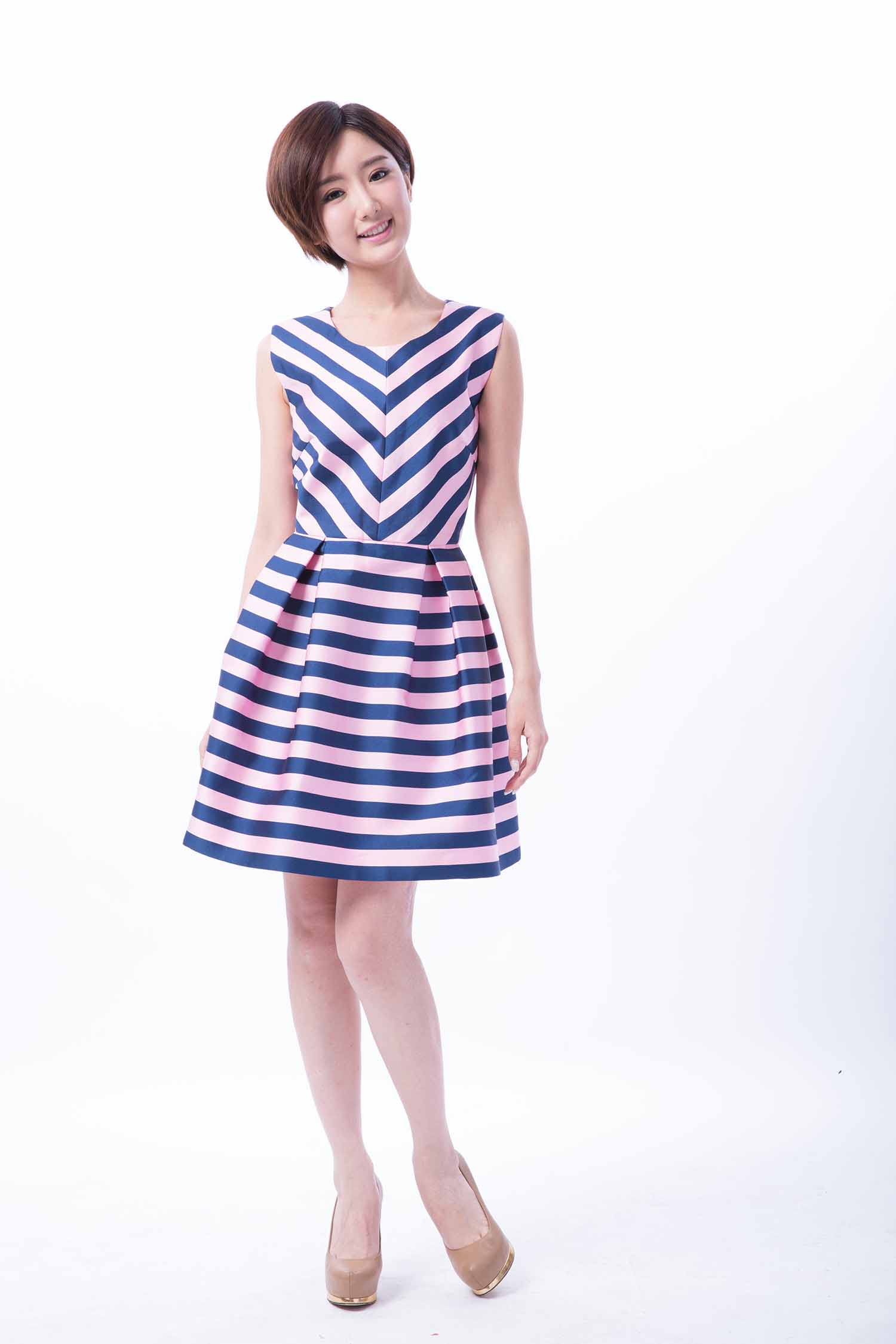 毛晓彤明星生图高清写真合集[百度网盘下载]