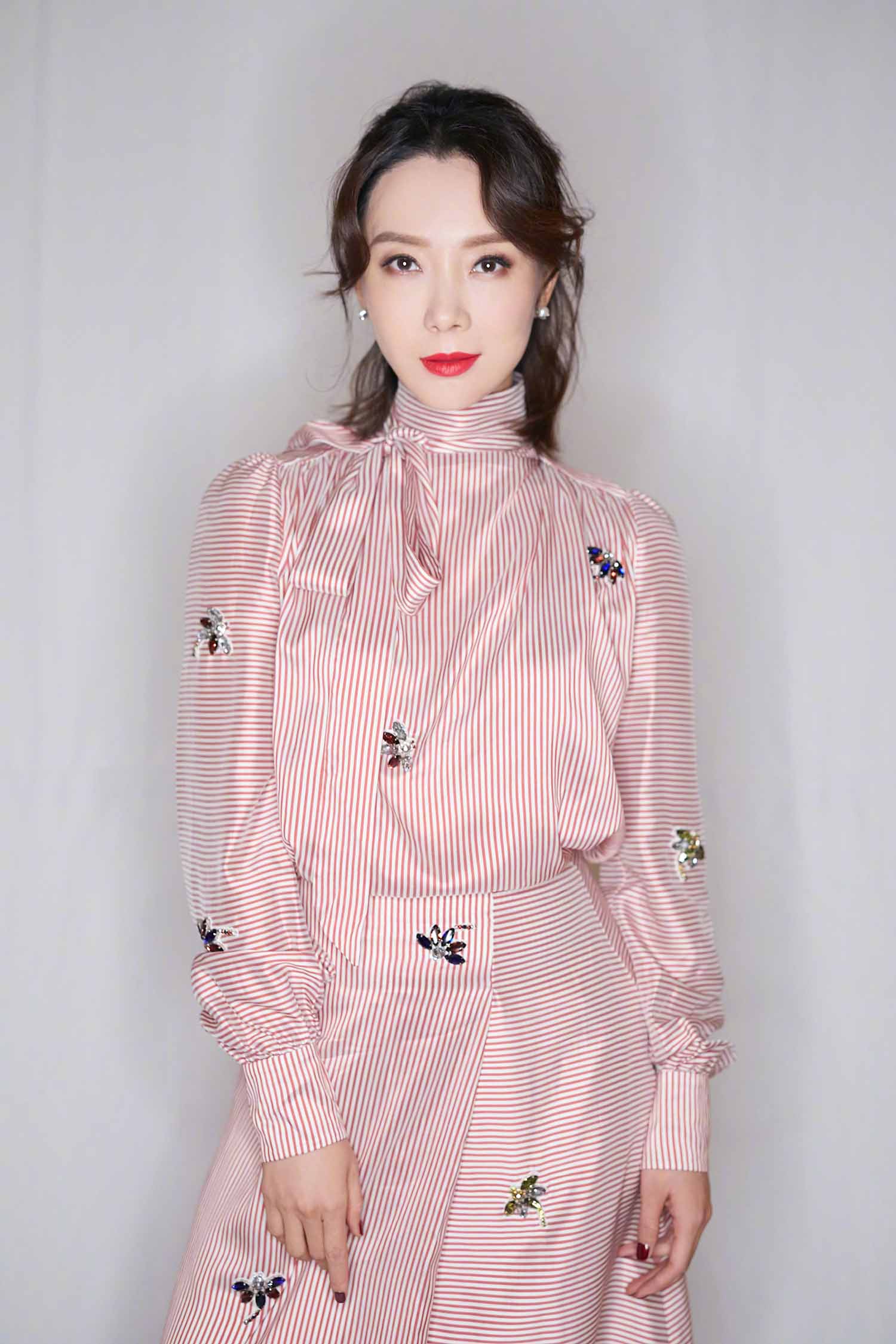 陈数明星生图高清写真合集[百度网盘下载]