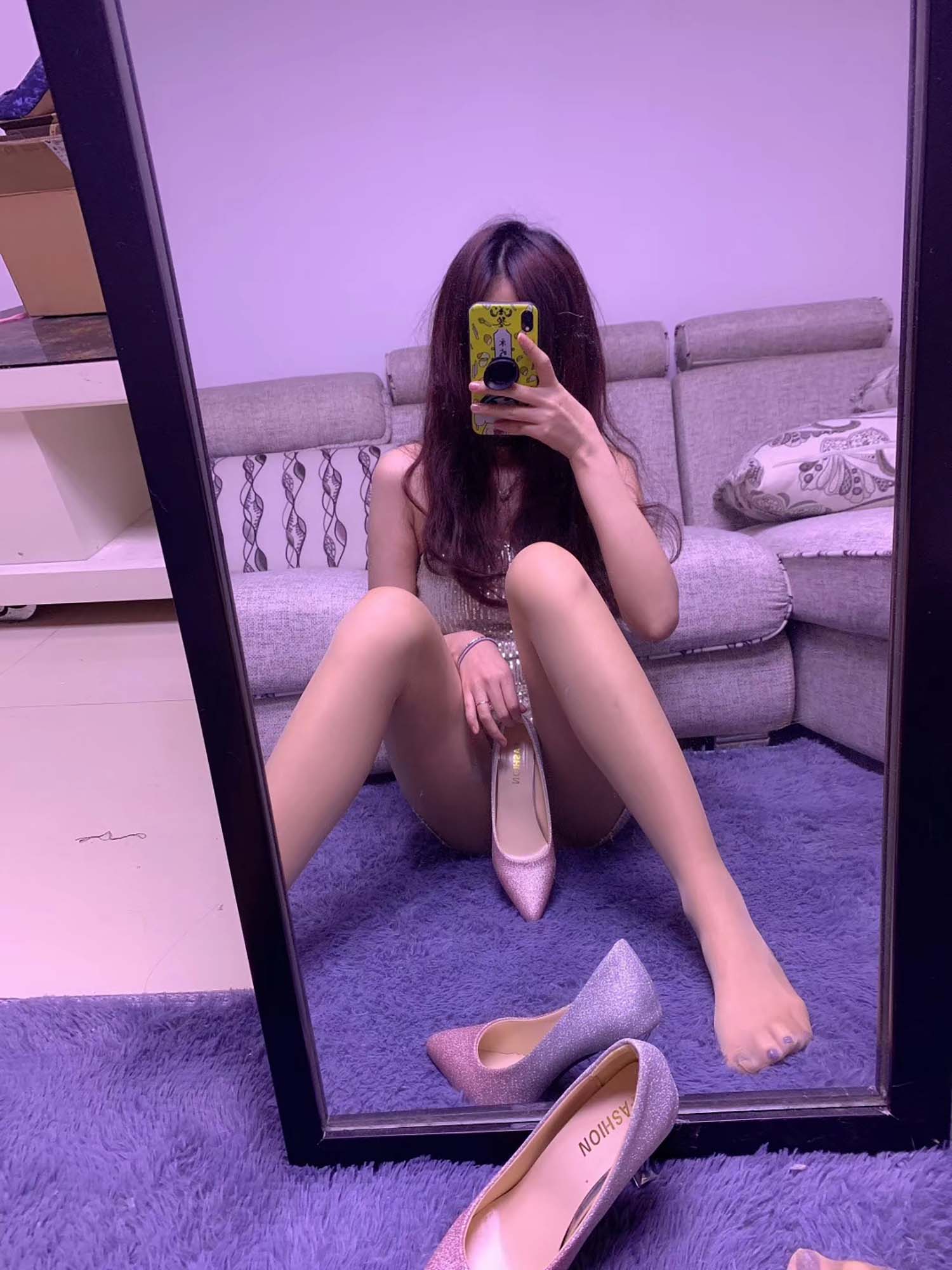 [微密圈] 提袜少女[百度网盘下载]