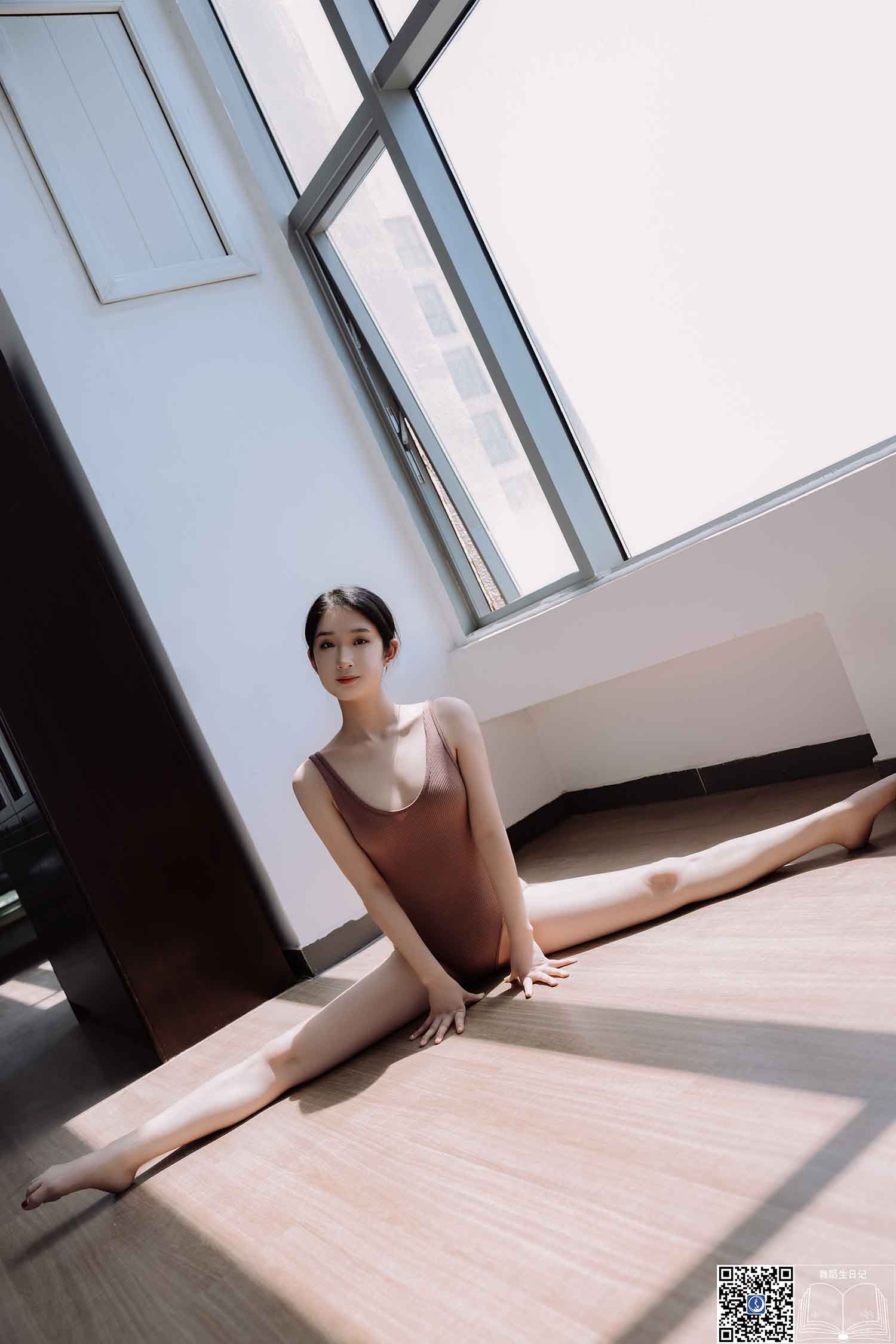 [舞蹈生日记][GALLI嘉丽]007-珊珊-2[39P／313MB][百度网盘下载]