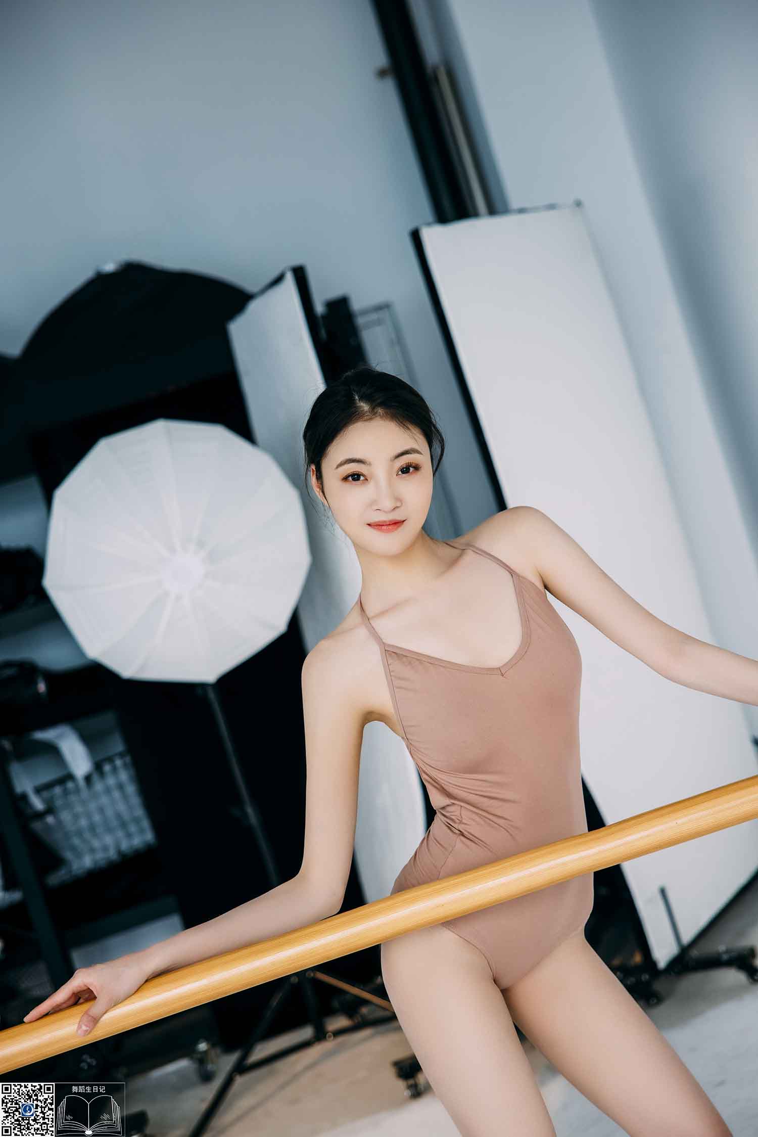 [舞蹈生日记][GALLI嘉丽]050-毛毛[54P／402MB][百度网盘下载]