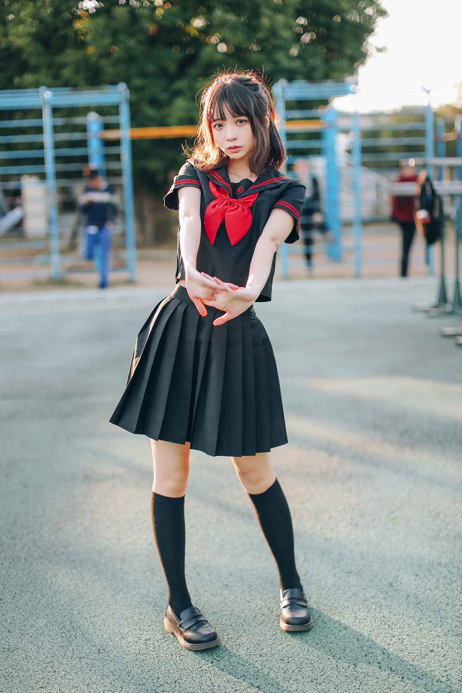 [积分购买] 疯猫ss NO.001 室外JK [18P-155MB] [百度网盘]