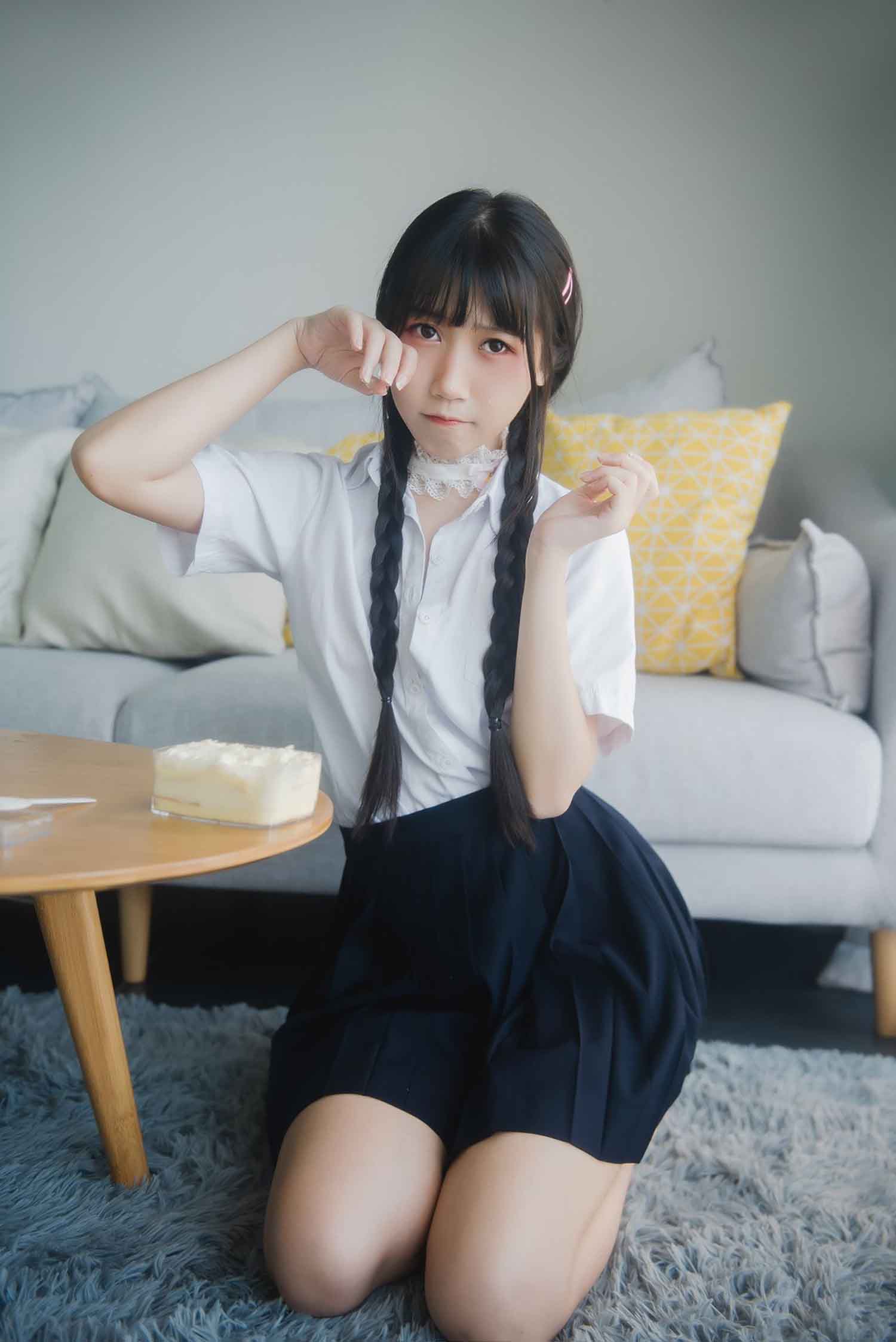 [积分兑换] NO.017 奶油少女 [80P4V-105MB] [美女写真]