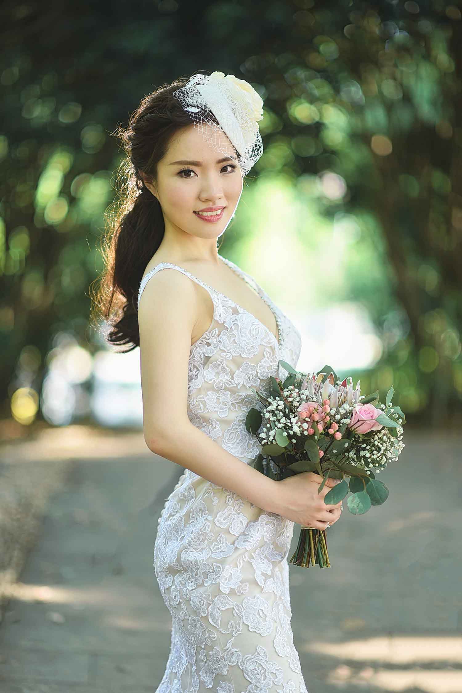 [素人新娘] 露出后背的贵妇气质新娘婚礼现场实拍写真 H234