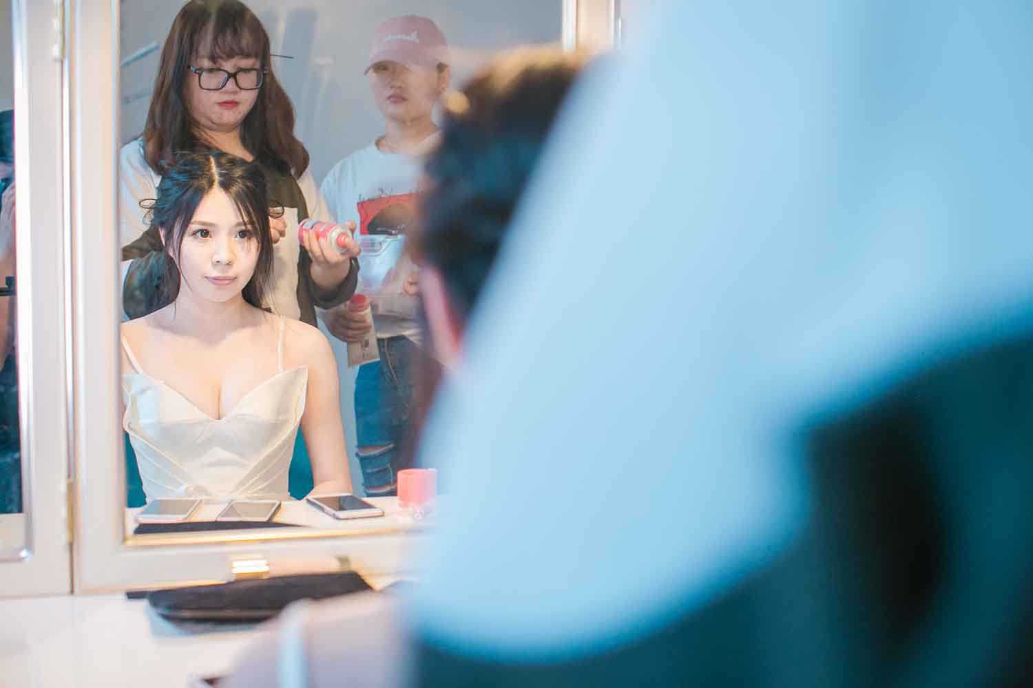 [素人新娘] 皮肤雪白的大眼睛美女新娘婚礼现场实拍写真 H233