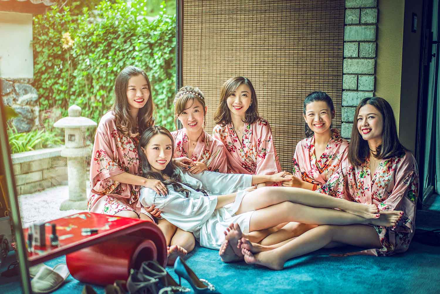 [素人新娘] 身材高挑的瓜子脸美女新娘的婚礼现场实拍写真 H209