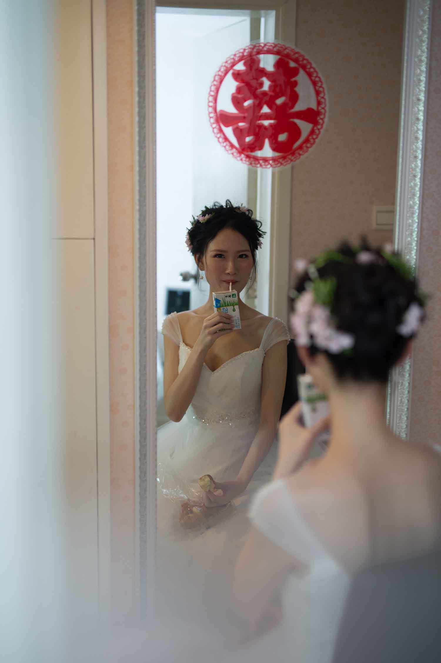 [素人新娘] 卡姿兰大眼贵妇气质新娘的婚礼现场实拍写真 H210