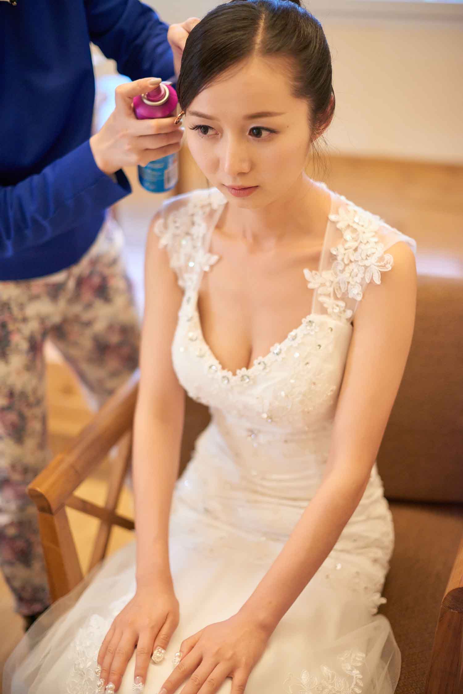 [素人新娘] 前凸后翘的小家碧玉新娘的婚礼现场实拍写真 H206