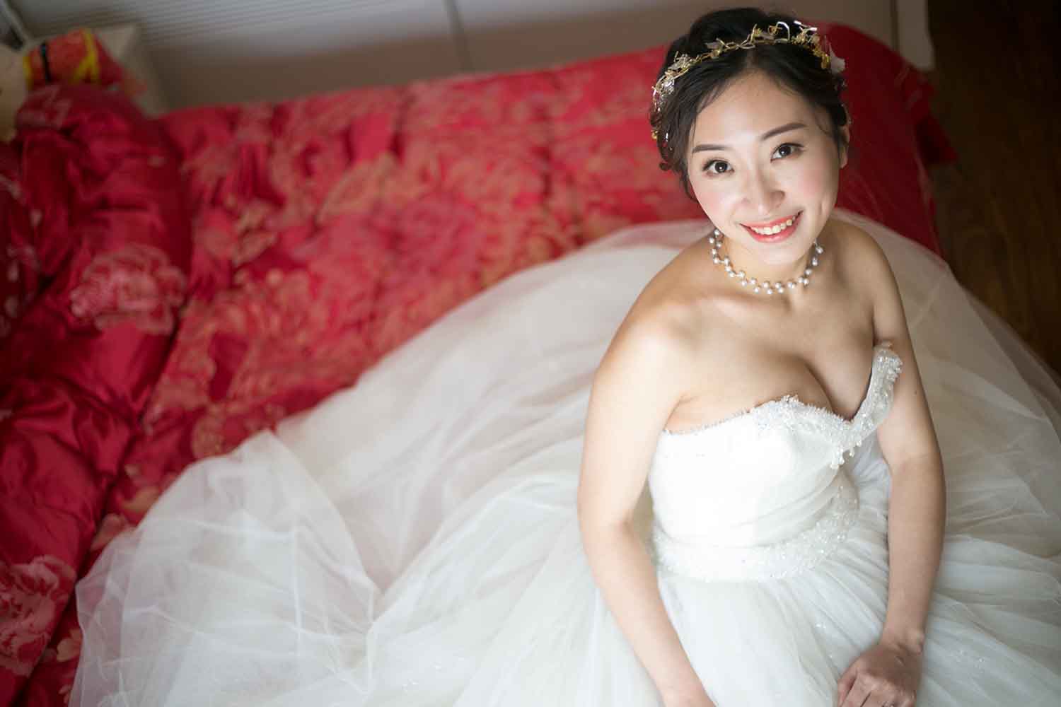 [素人新娘] 身材太诱人的可爱美女新娘婚礼现场实拍写真 H314