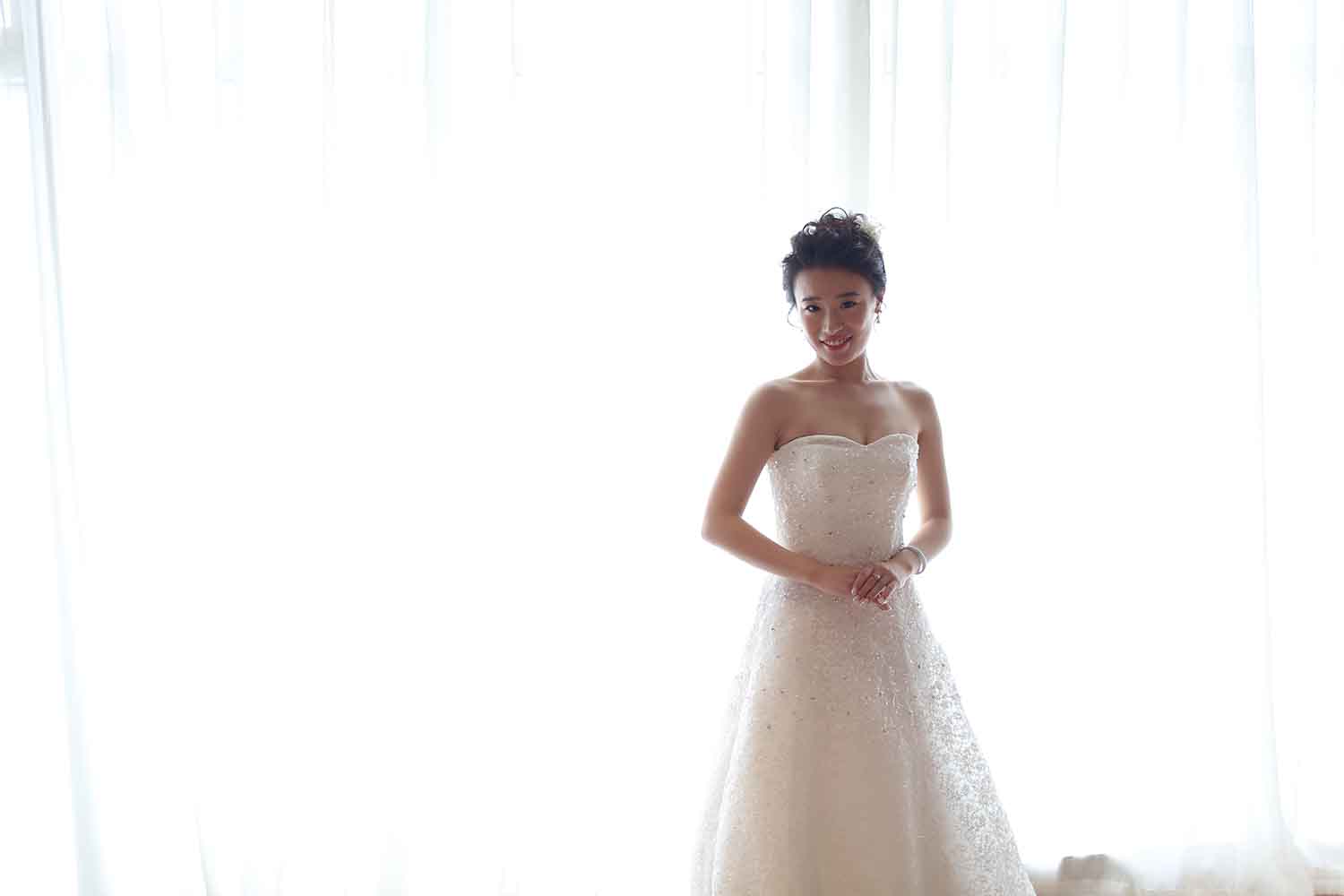 [素人新娘] 气质少妇浴室裸体诱惑新娘婚礼现场实拍写真 H223