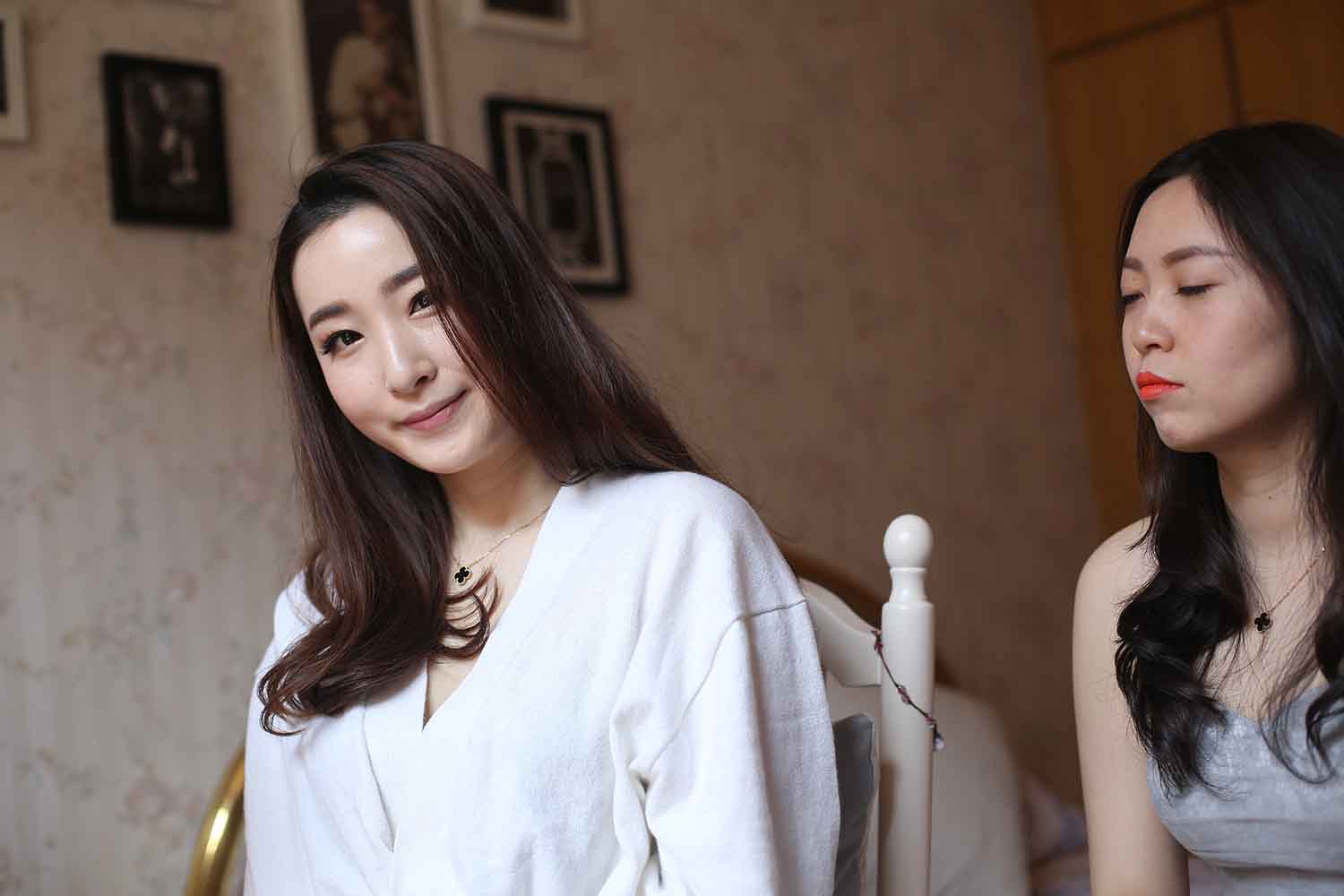 [素人新娘] 腿上有朵黑玫瑰纹身的新娘婚礼现场实拍写真 H308