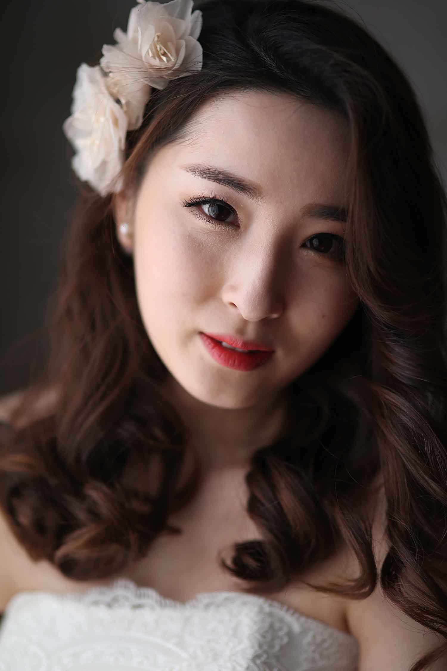 [素人新娘] 腿上有朵黑玫瑰纹身的新娘婚礼现场实拍写真 H308