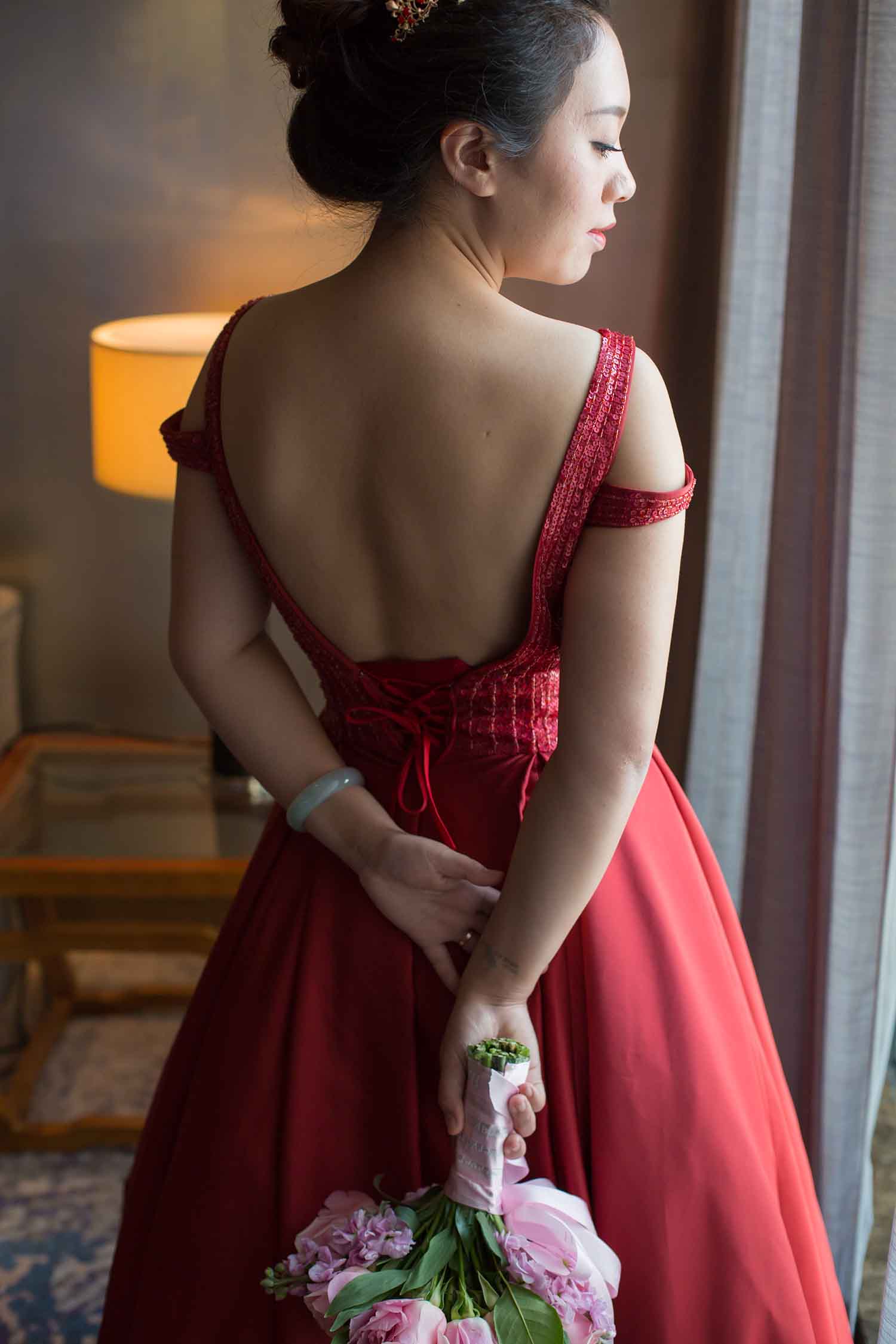 [素人新娘] 贵妇气质丰满富态新娘婚礼现场实拍写真 H220