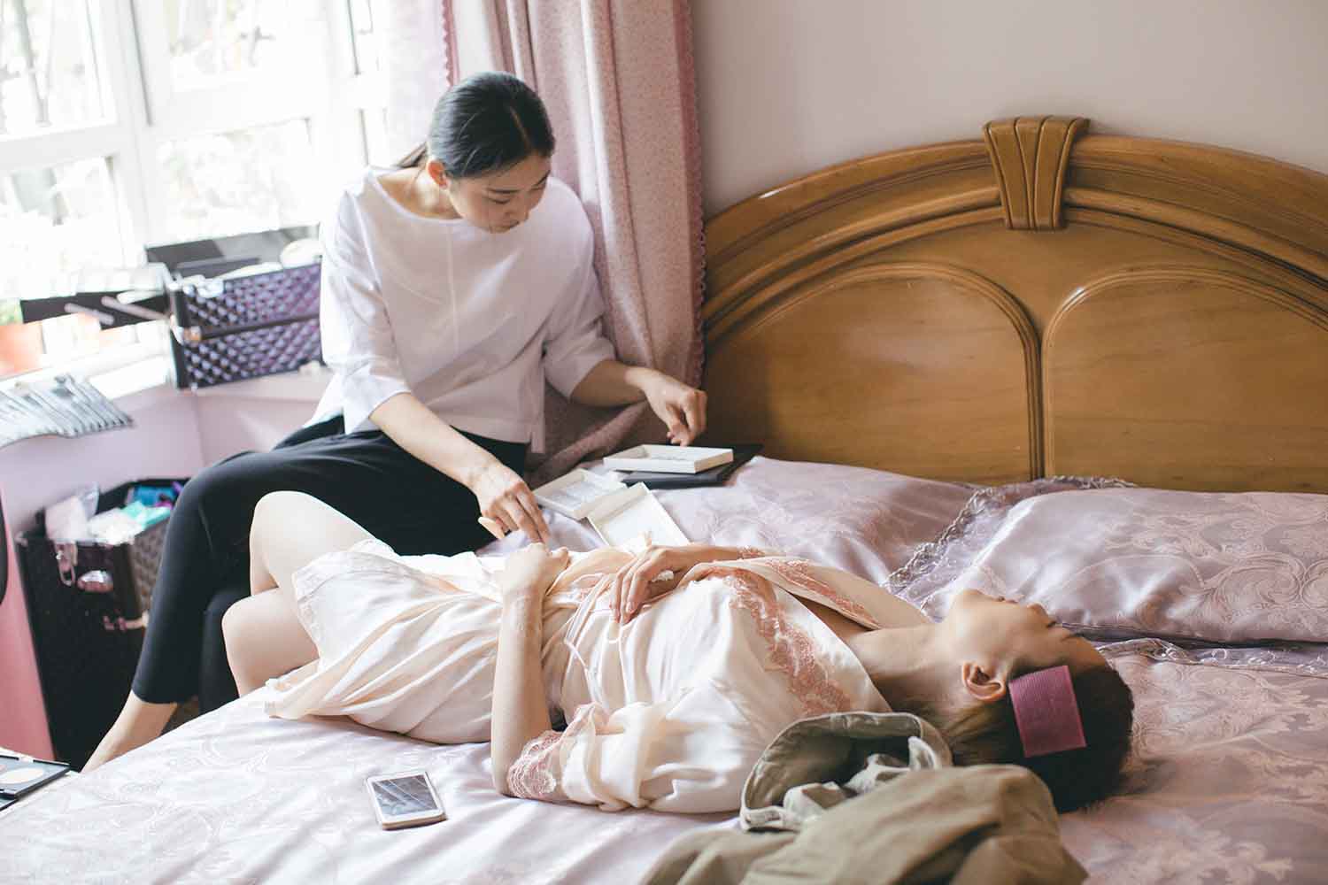 [素人新娘] 有着性感屁股和迷人双眼的新娘婚礼现场实拍写真 H232