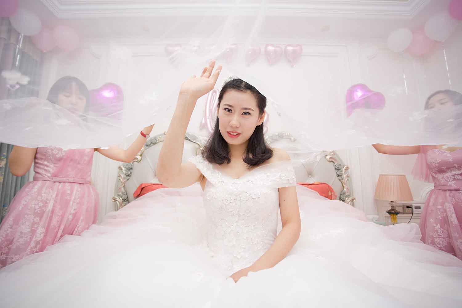 [素人新娘] 小家碧玉气质的可爱新娘婚礼现场实拍写真 H351