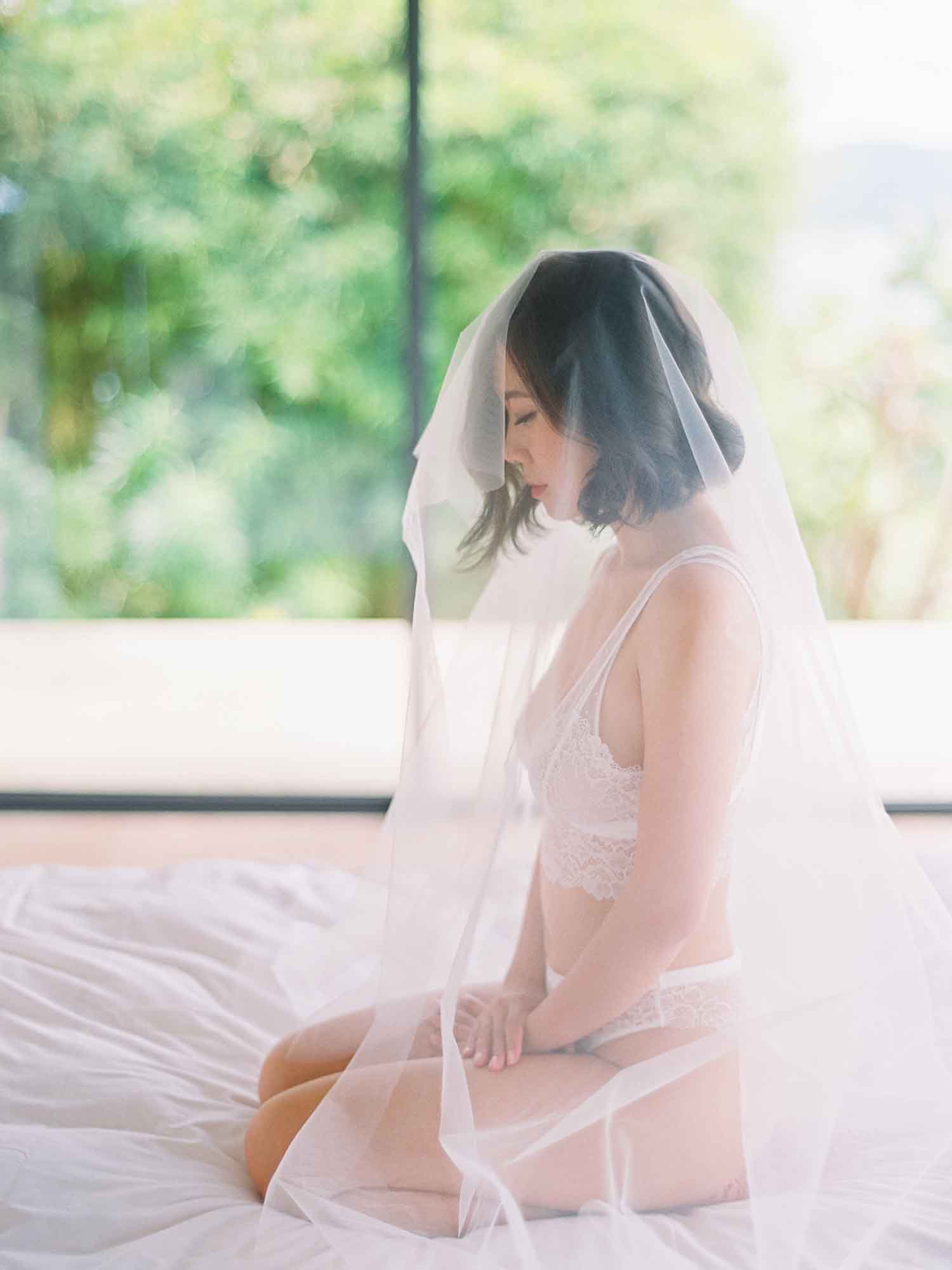 [素人新娘] 身材诱人屁股性感的新娘婚礼现场实拍写真 H331