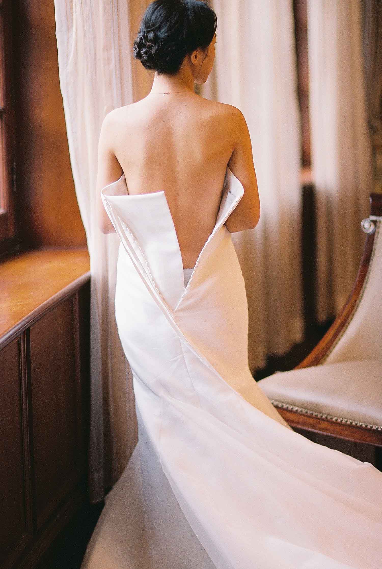 [素人新娘] 穿着黑色性感文胸的新娘婚礼现场实拍写真 H357