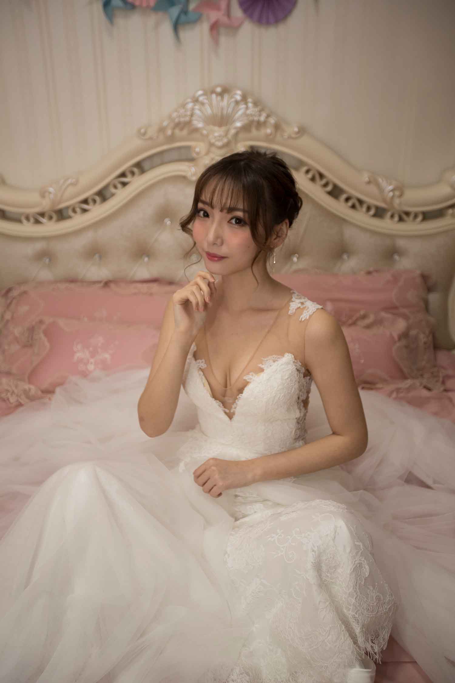 [素人新娘] 长的甜美可爱身材还很好的美女新娘婚礼现场实拍写真 H425