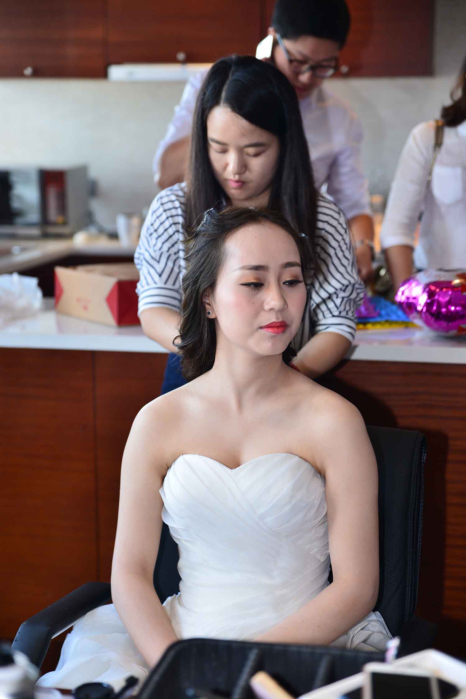 [素人新娘] 身材匀称丰满的新娘婚礼现场实拍写真 H418