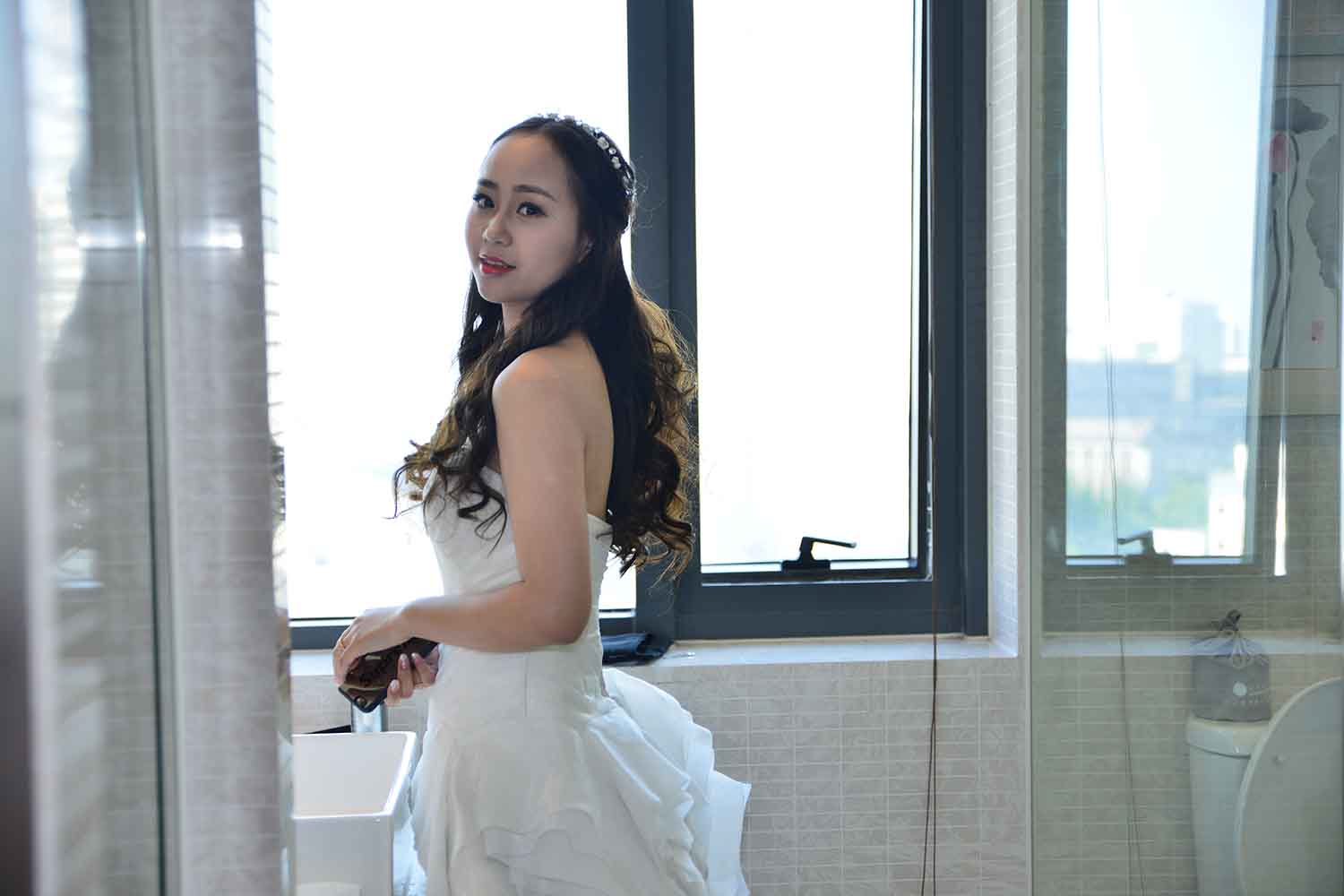 [素人新娘] 身材匀称丰满的新娘婚礼现场实拍写真 H418