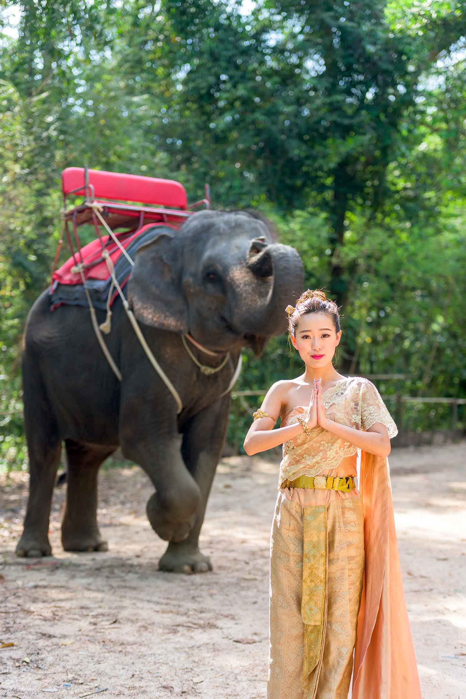 [素人新娘] 喜欢纹身的美女穿着性感比基尼拍摄婚纱照写真 H436