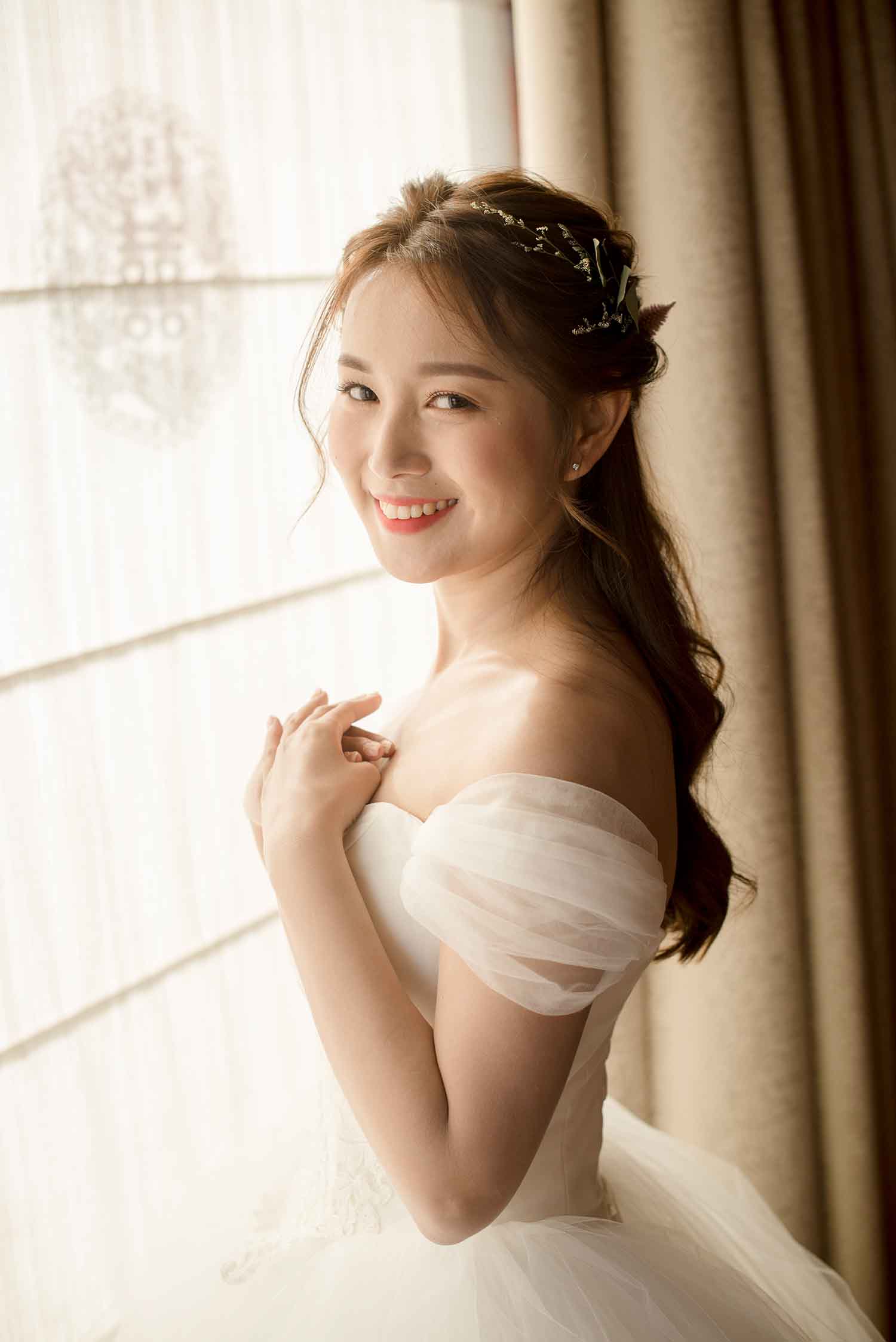 [素人新娘] 很有气质的大长腿白富美新娘婚礼现场实拍写真 H329