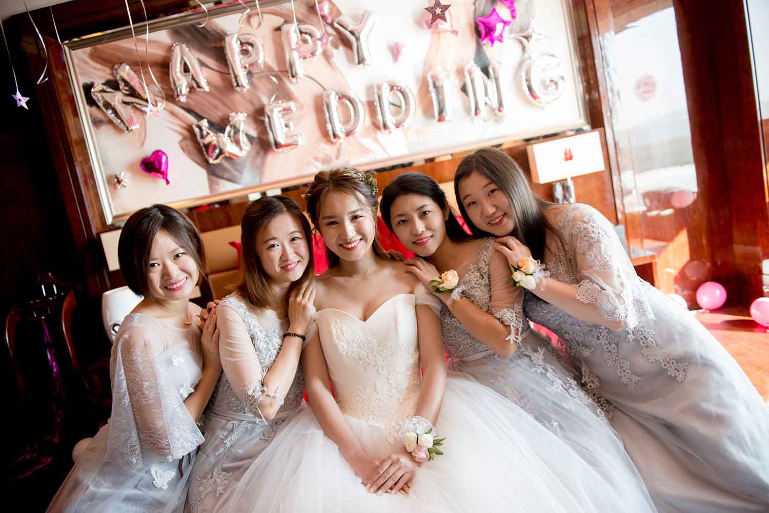 [素人新娘] 很有气质的大长腿白富美新娘婚礼现场实拍写真 H329