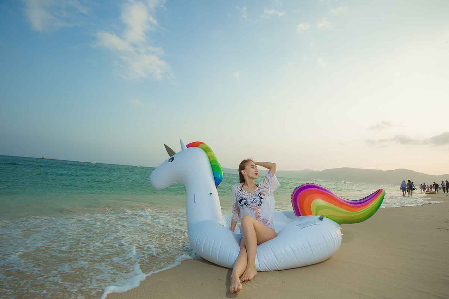 [素人新娘] 身材不错的长腿美女拍摄婚纱照写真 H448