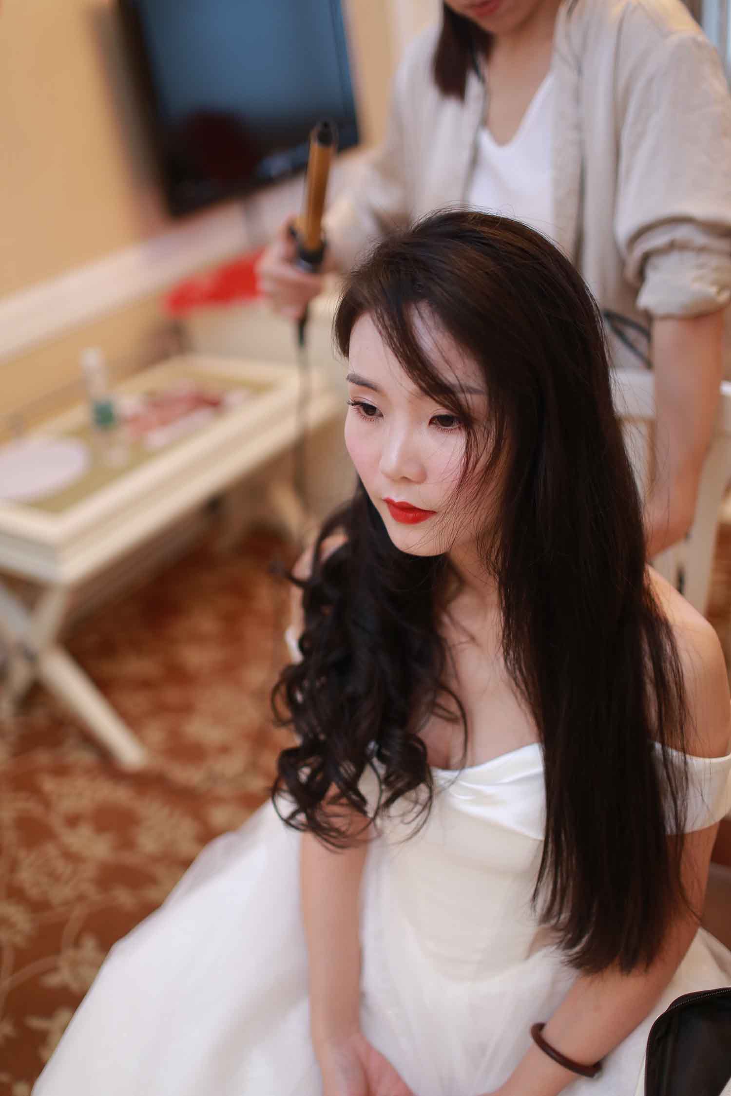 [素人新娘] 眼睛迷人的美女新娘婚礼现场实拍写真 H449