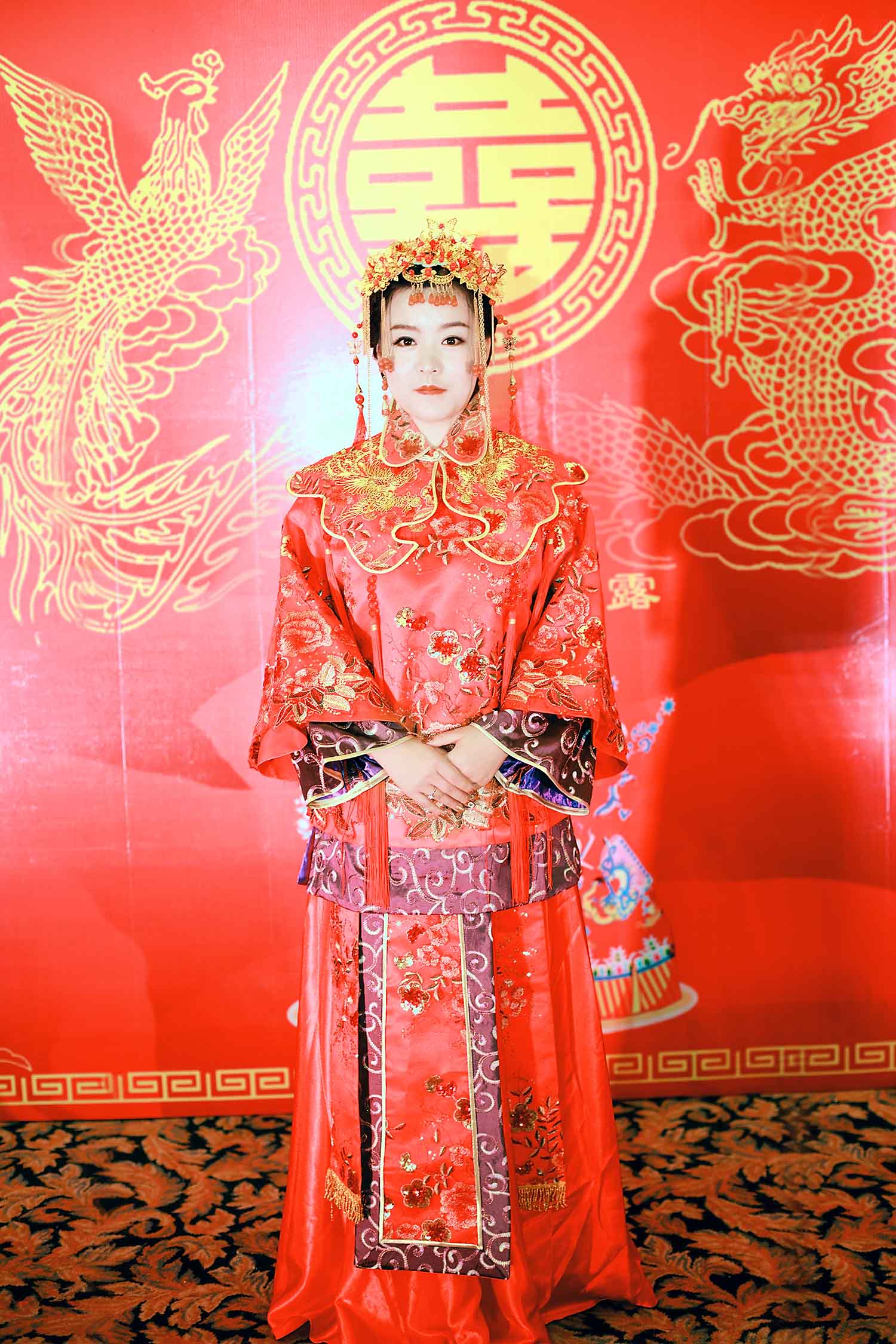 [素人新娘] 又大又翘长得还很水灵的新娘婚礼现场实拍写真 H343