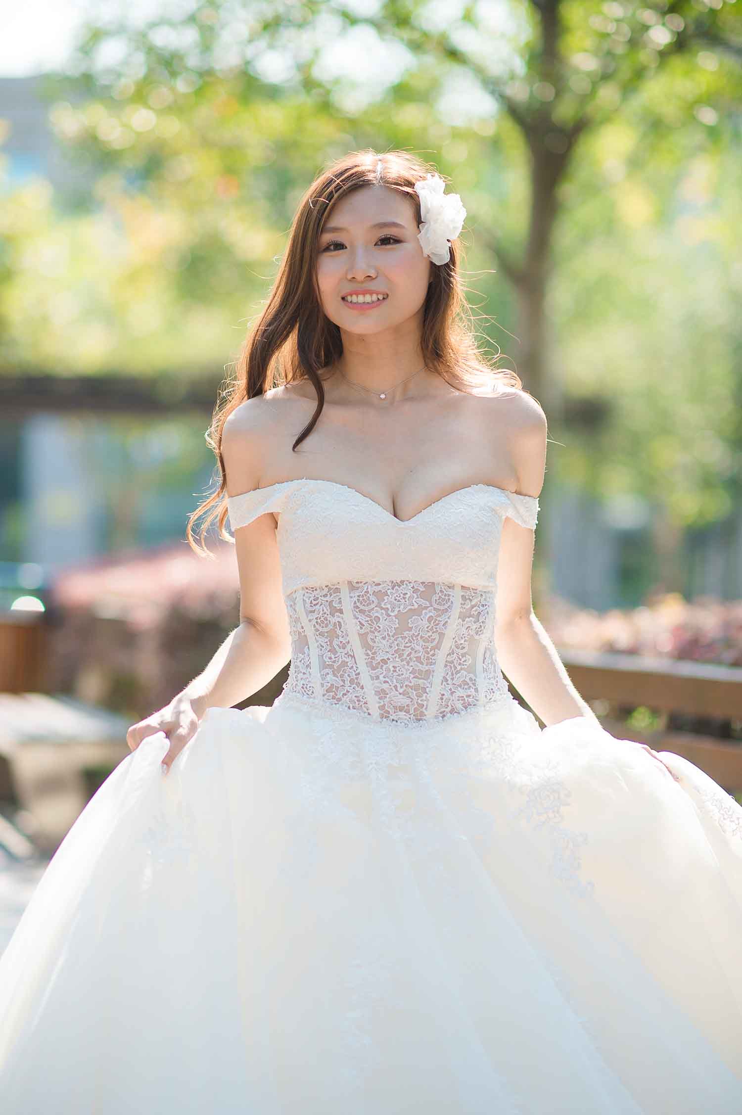 [素人新娘] 前凸后翘身材很好的美女新娘婚礼现场实拍写真 H328