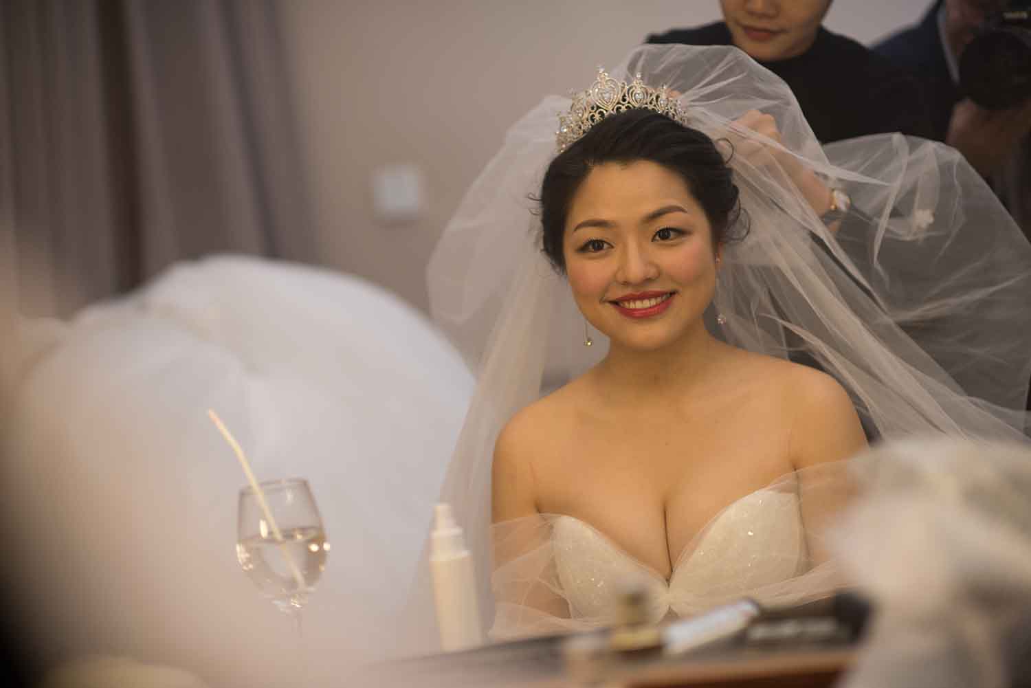 [素人新娘] 小有气质的白富美新娘婚礼现场实拍写真 H426