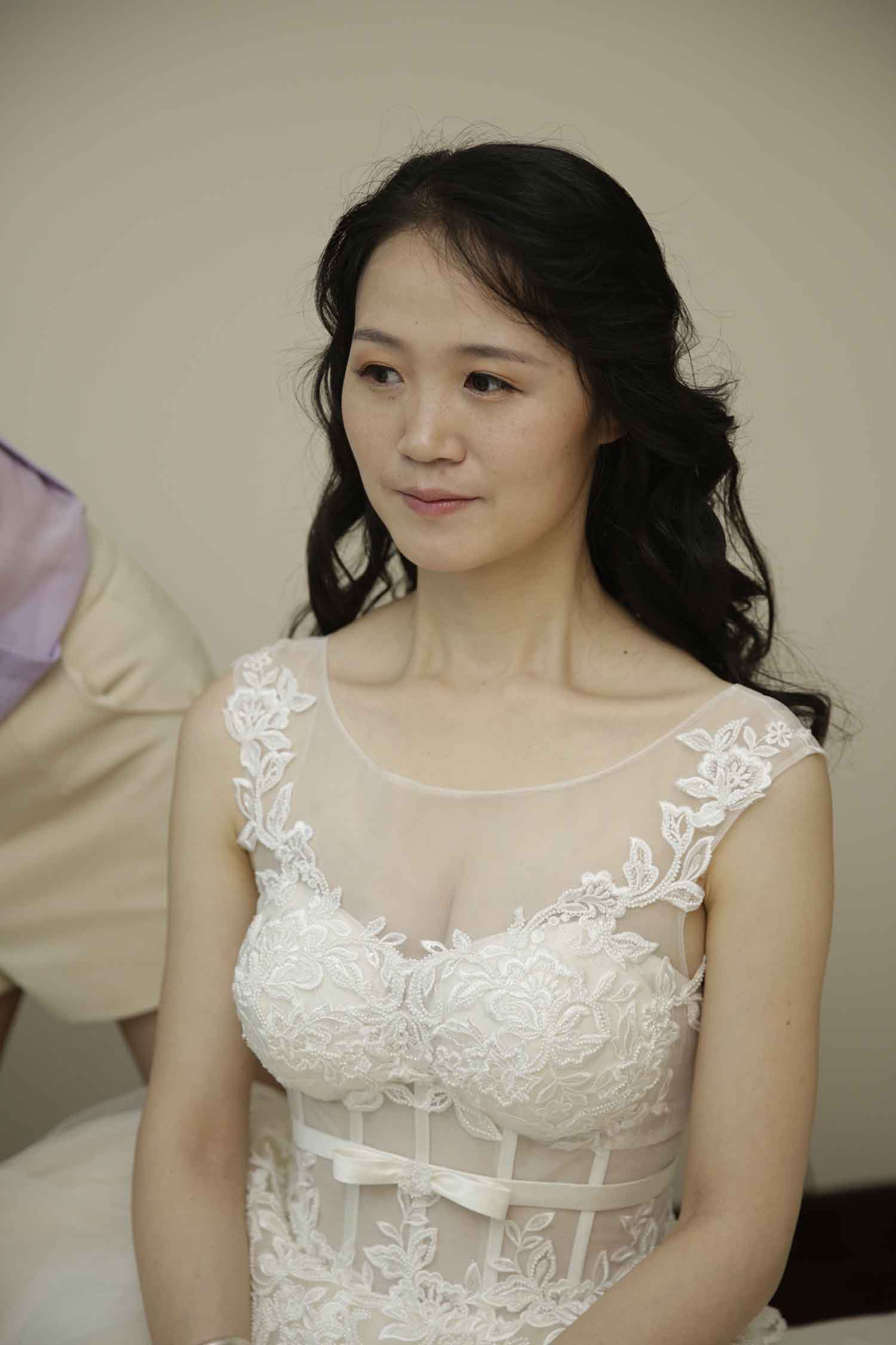 [素人新娘] 看上去很淑女的新娘婚礼现场实拍写真 H404