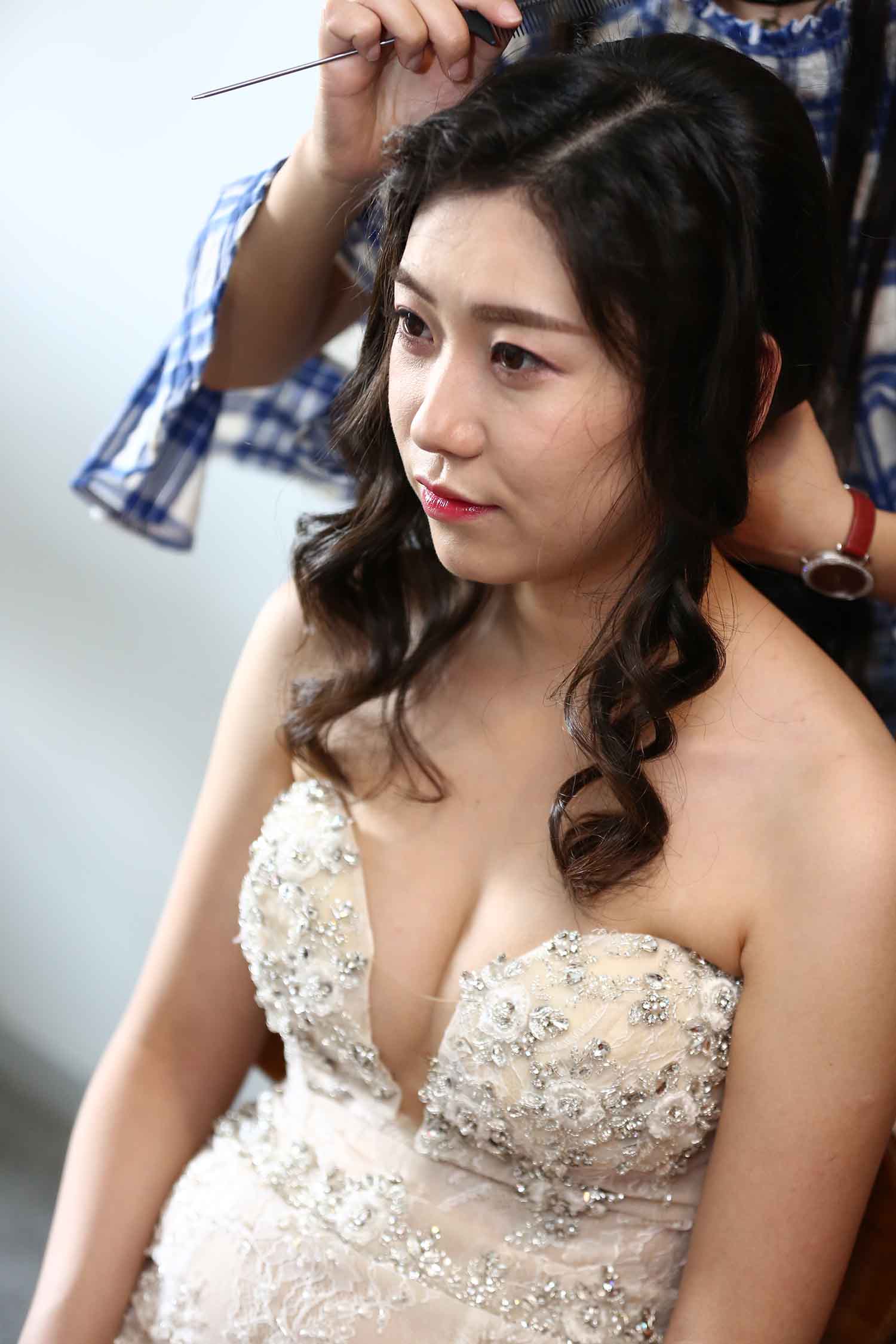 [素人新娘] 又大又圆还有点小气质的新娘婚礼现场实拍写真 H354