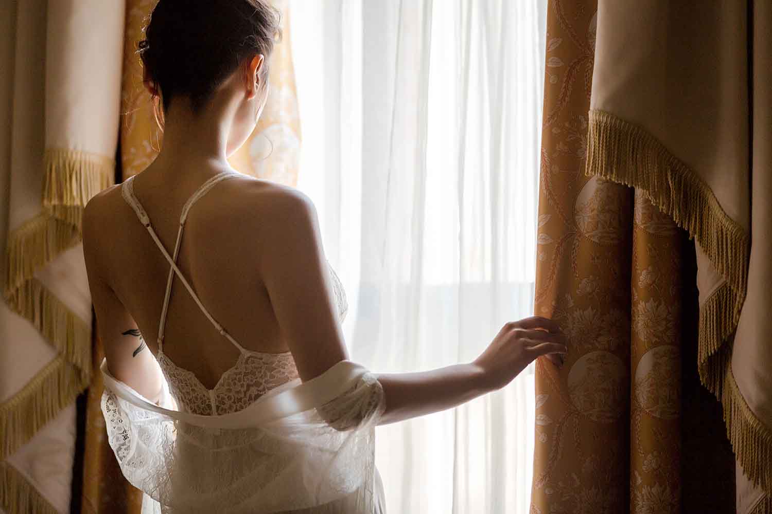 [素人新娘] 大姐大气质的美女新娘婚礼现场实拍写真 H428