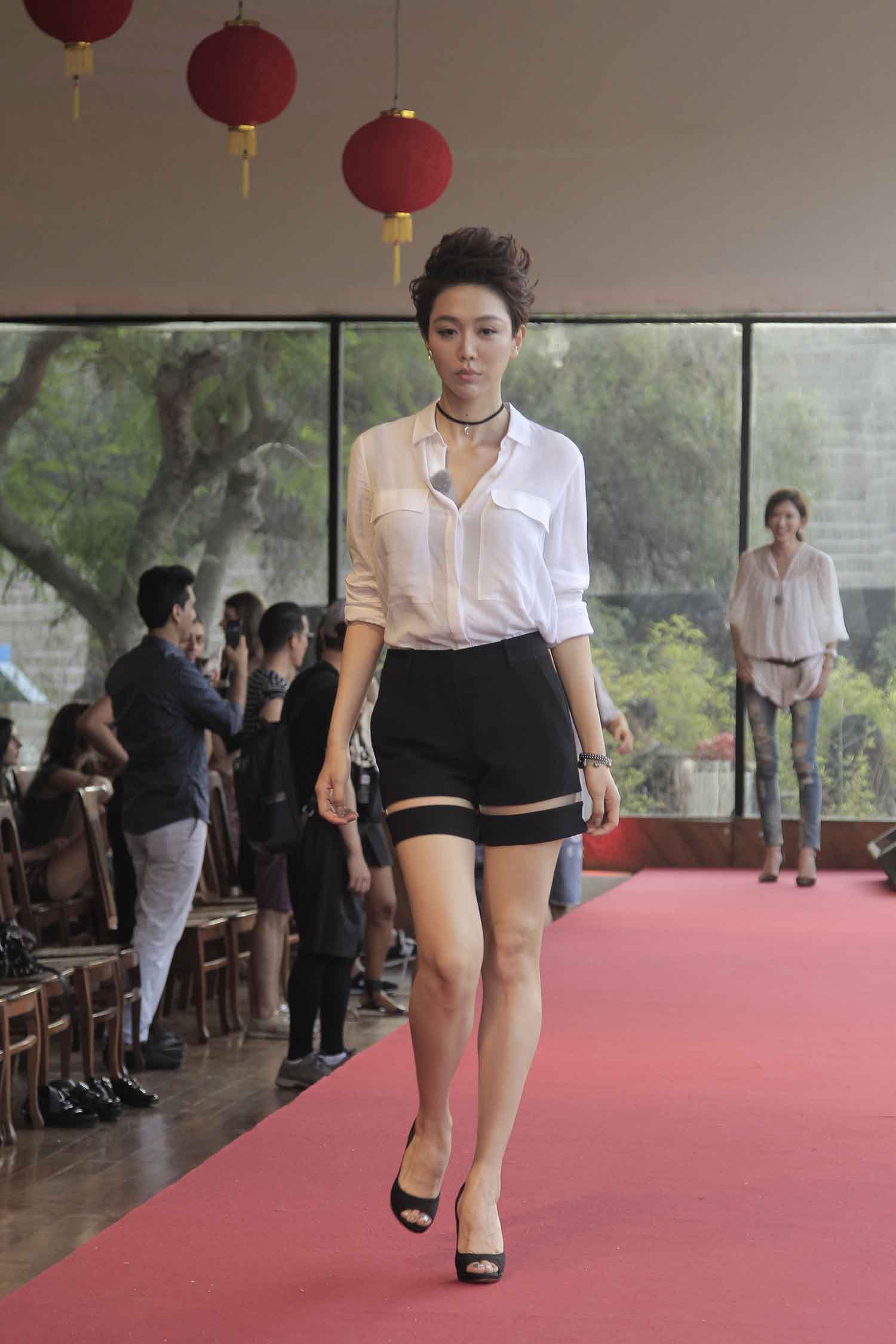 姜妍明星生图写真合集[百度网盘下载]